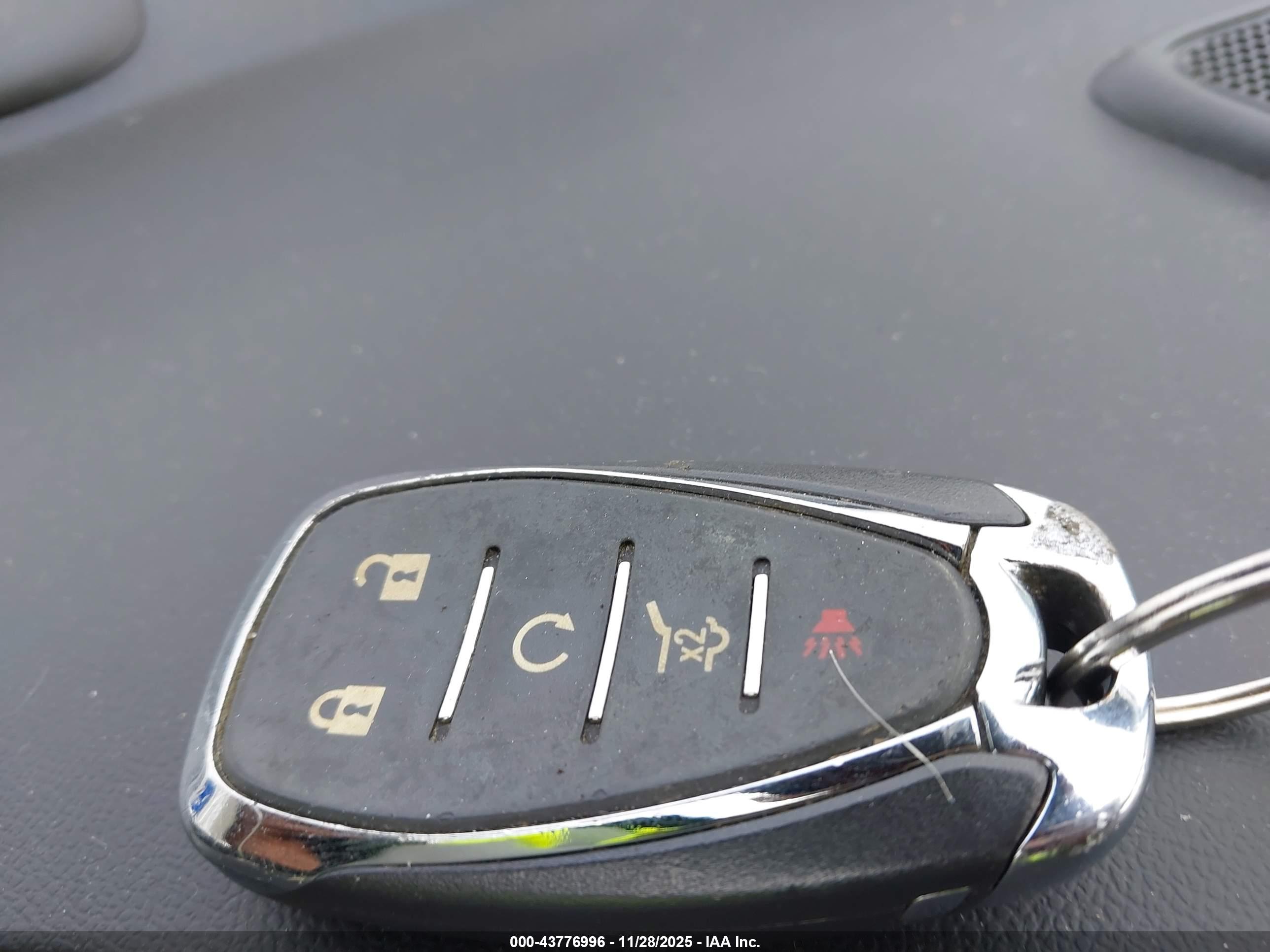 CHEVROLET EQUINOX image 11