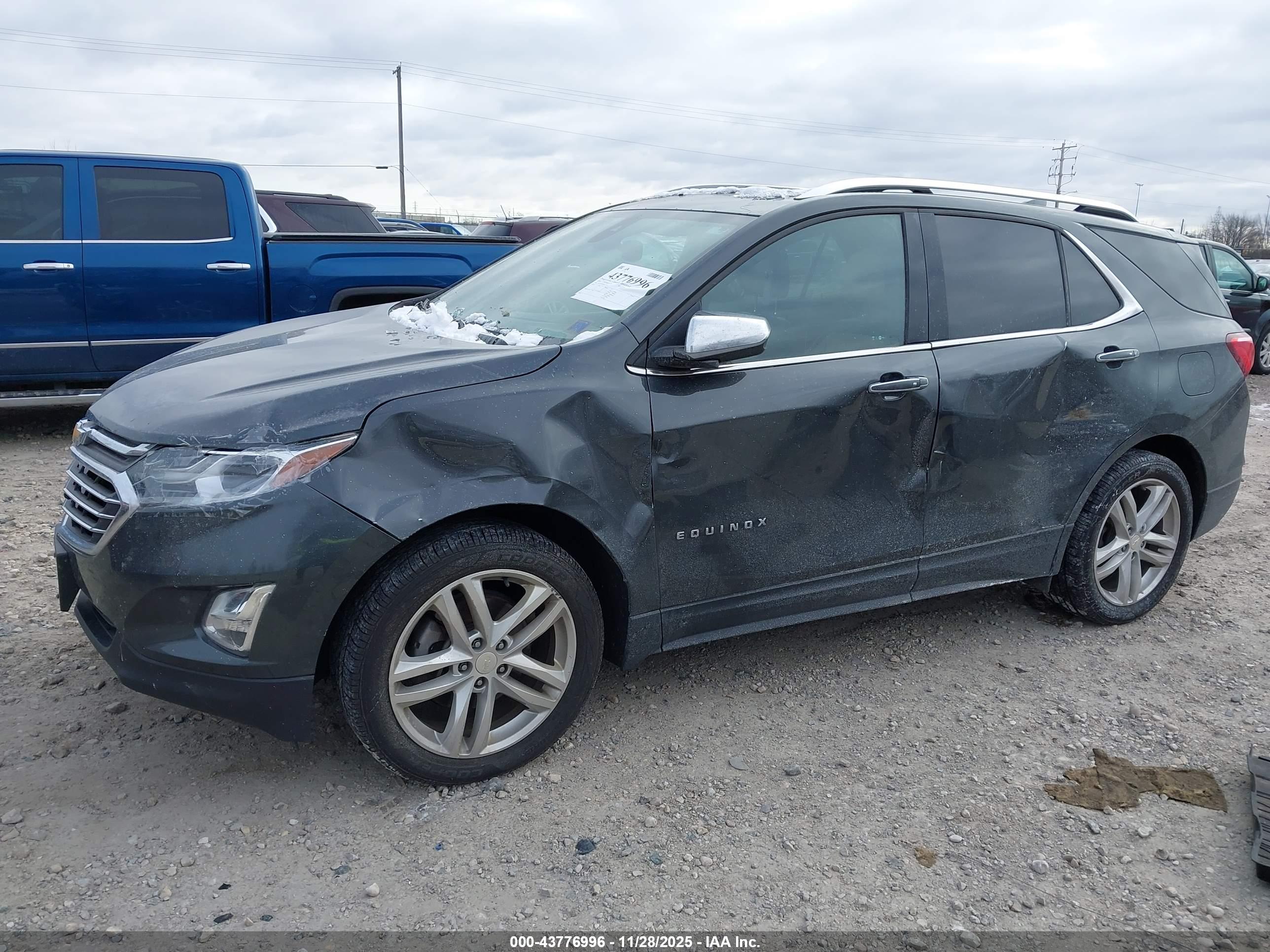 CHEVROLET EQUINOX image 6
