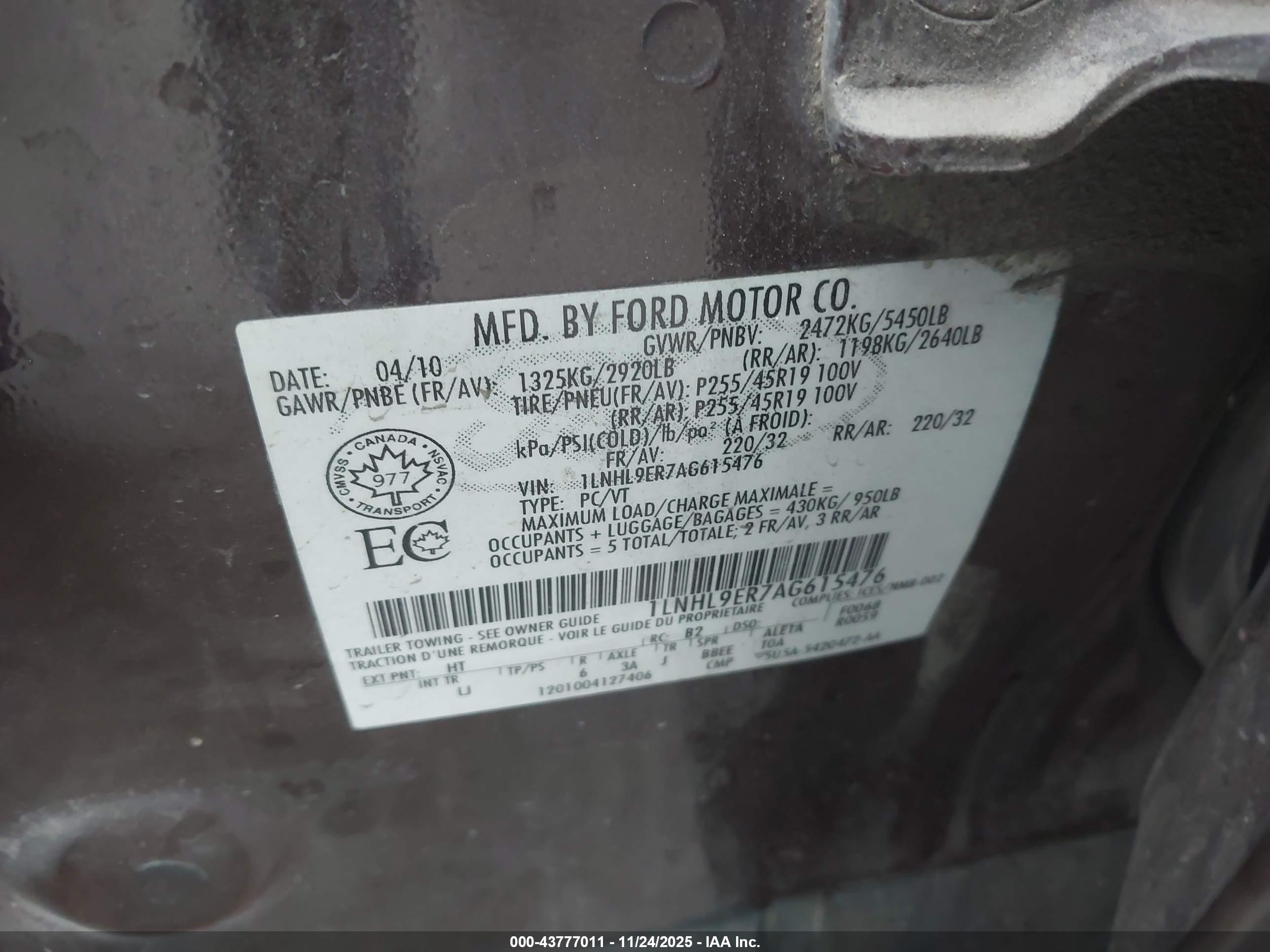 LINCOLN MKS image 9