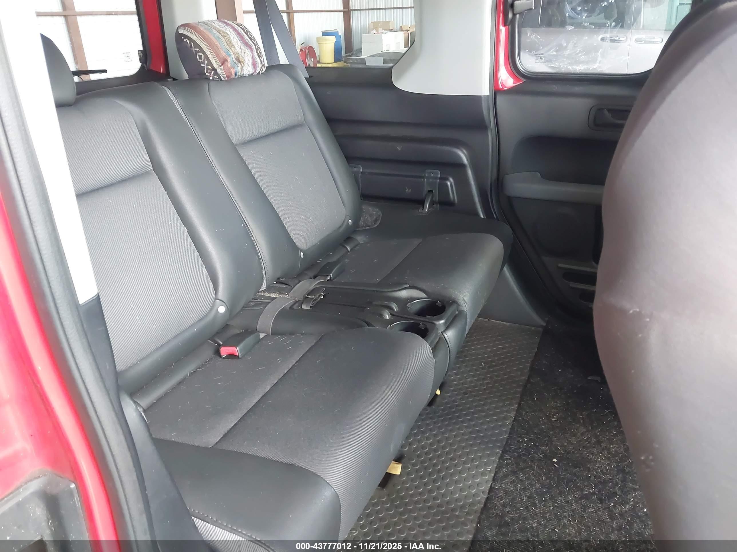 HONDA ELEMENT image 8