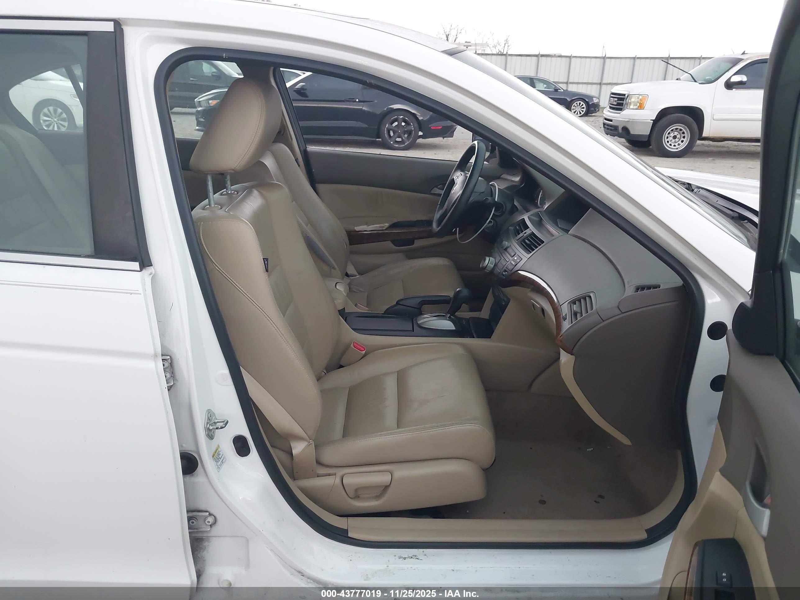 HONDA ACCORD image 5