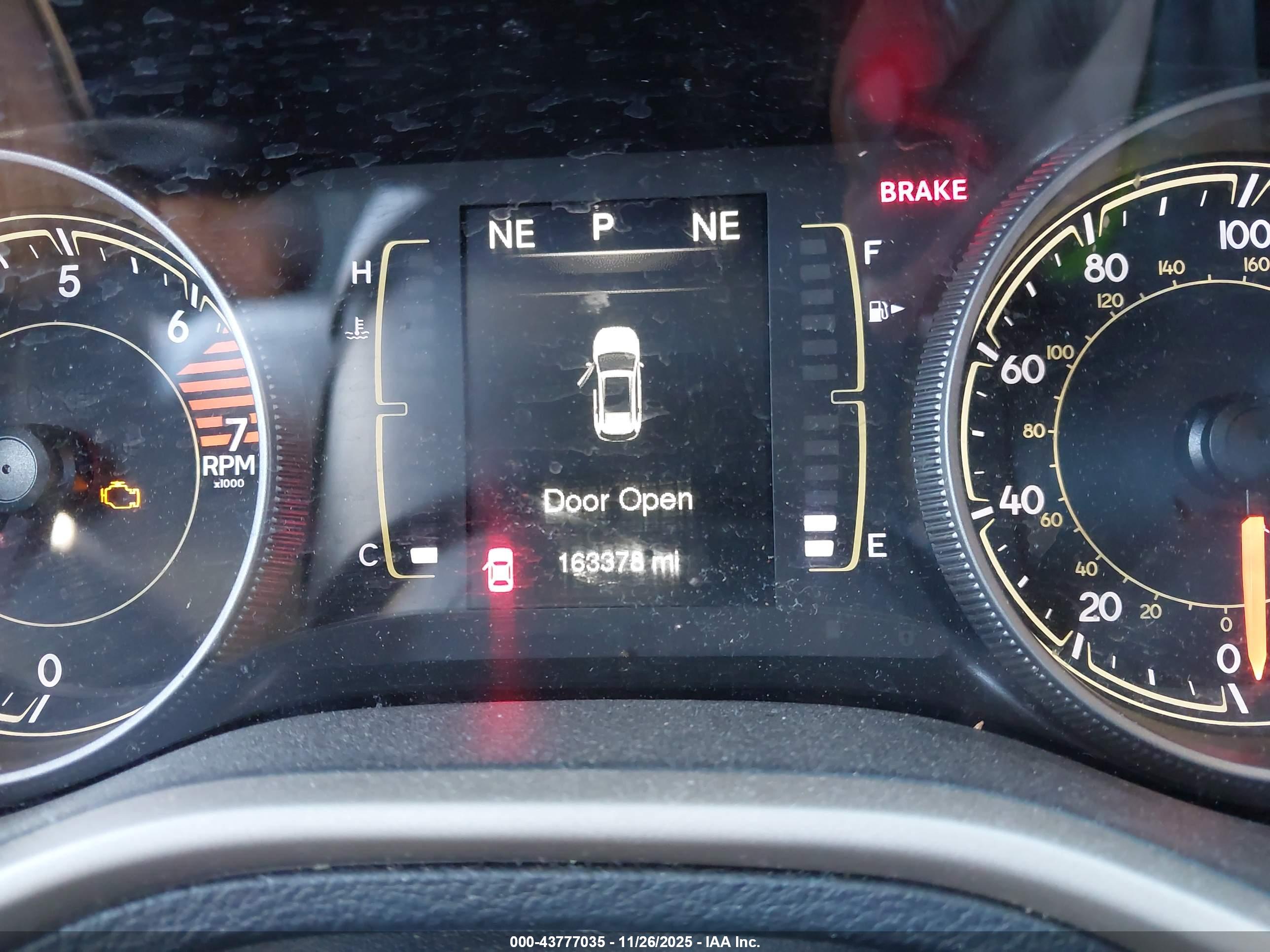 JEEP CHEROKEE image 7