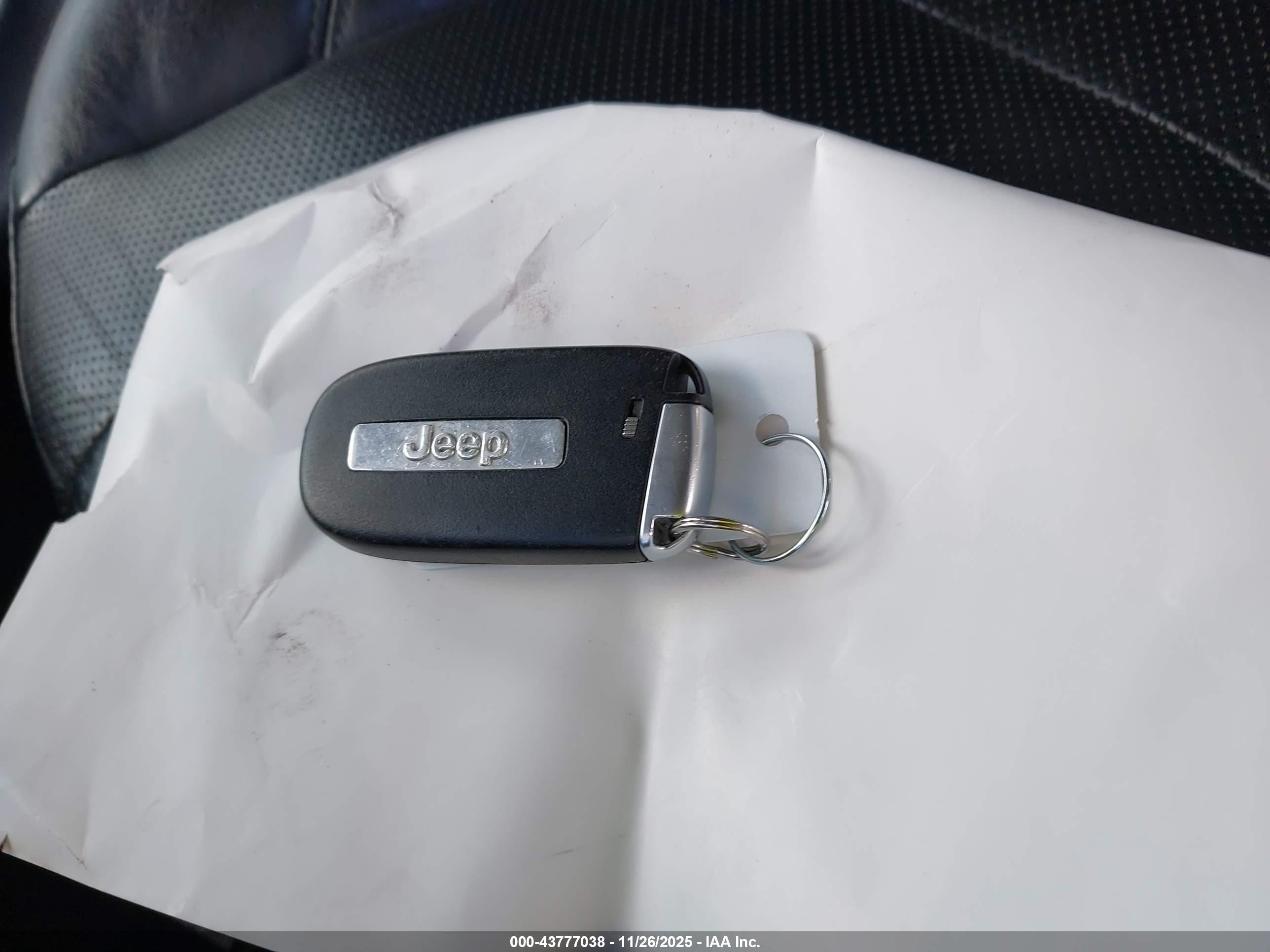 JEEP CHEROKEE image 11