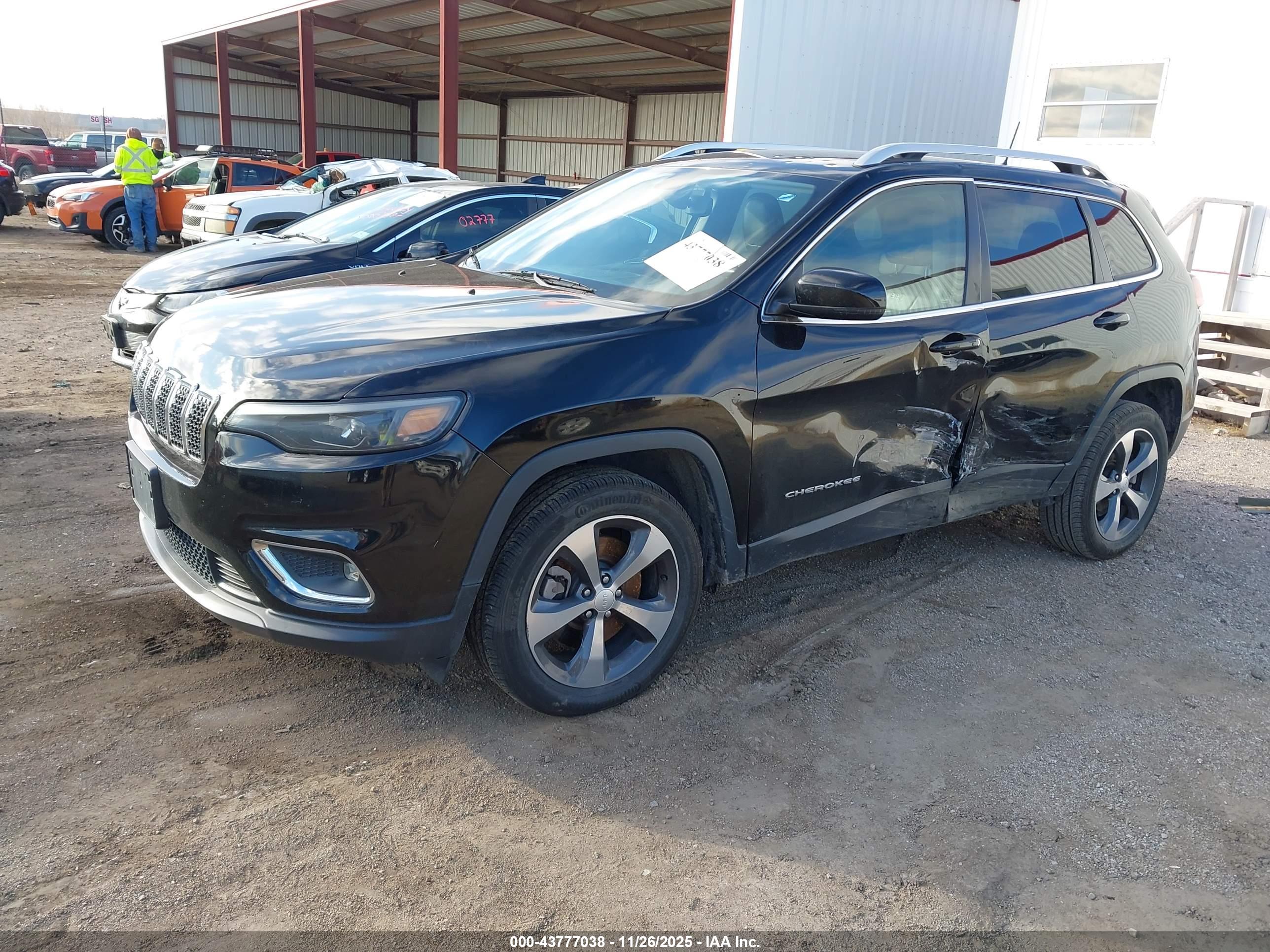 JEEP CHEROKEE image 2