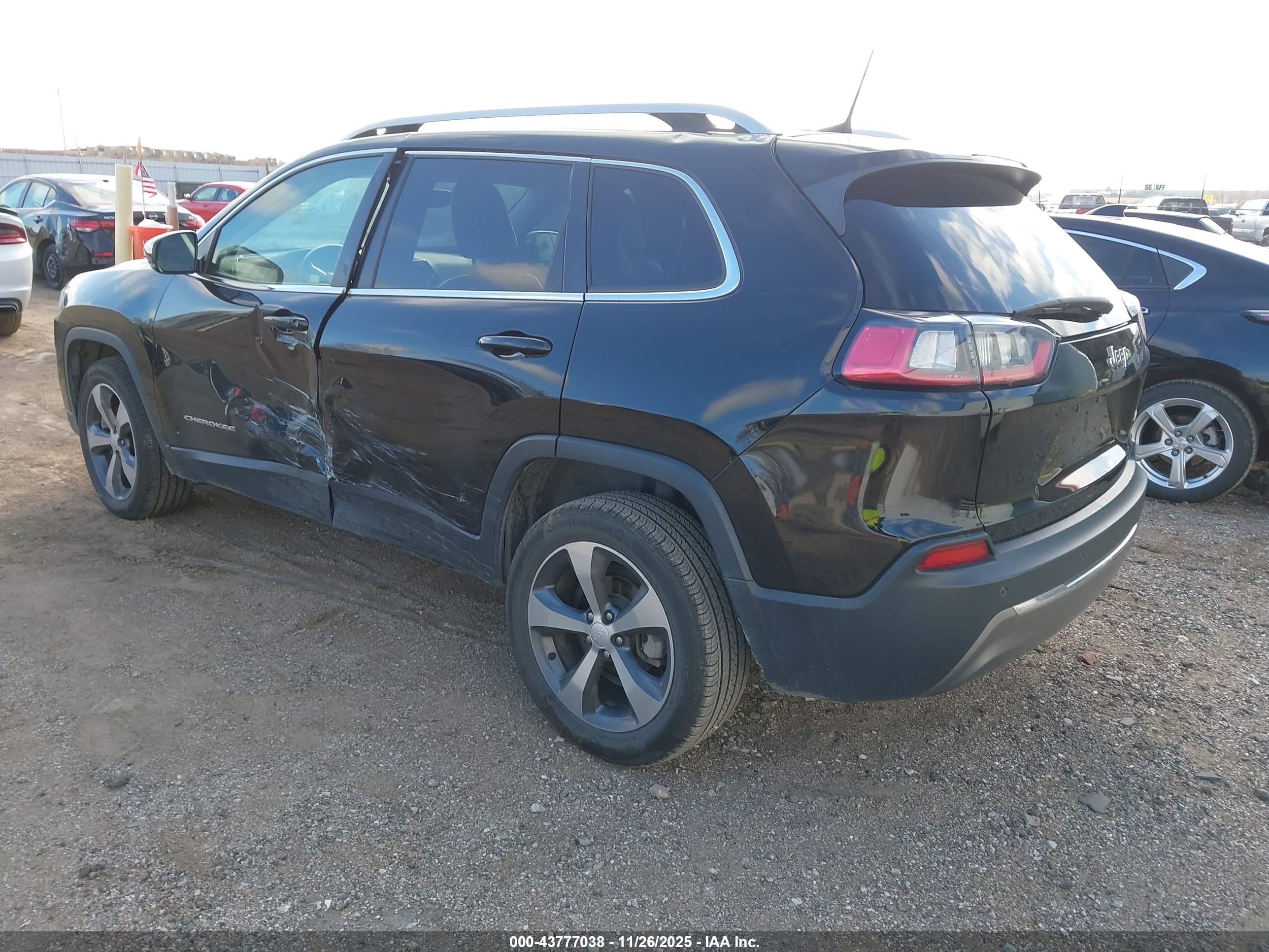JEEP CHEROKEE image 3