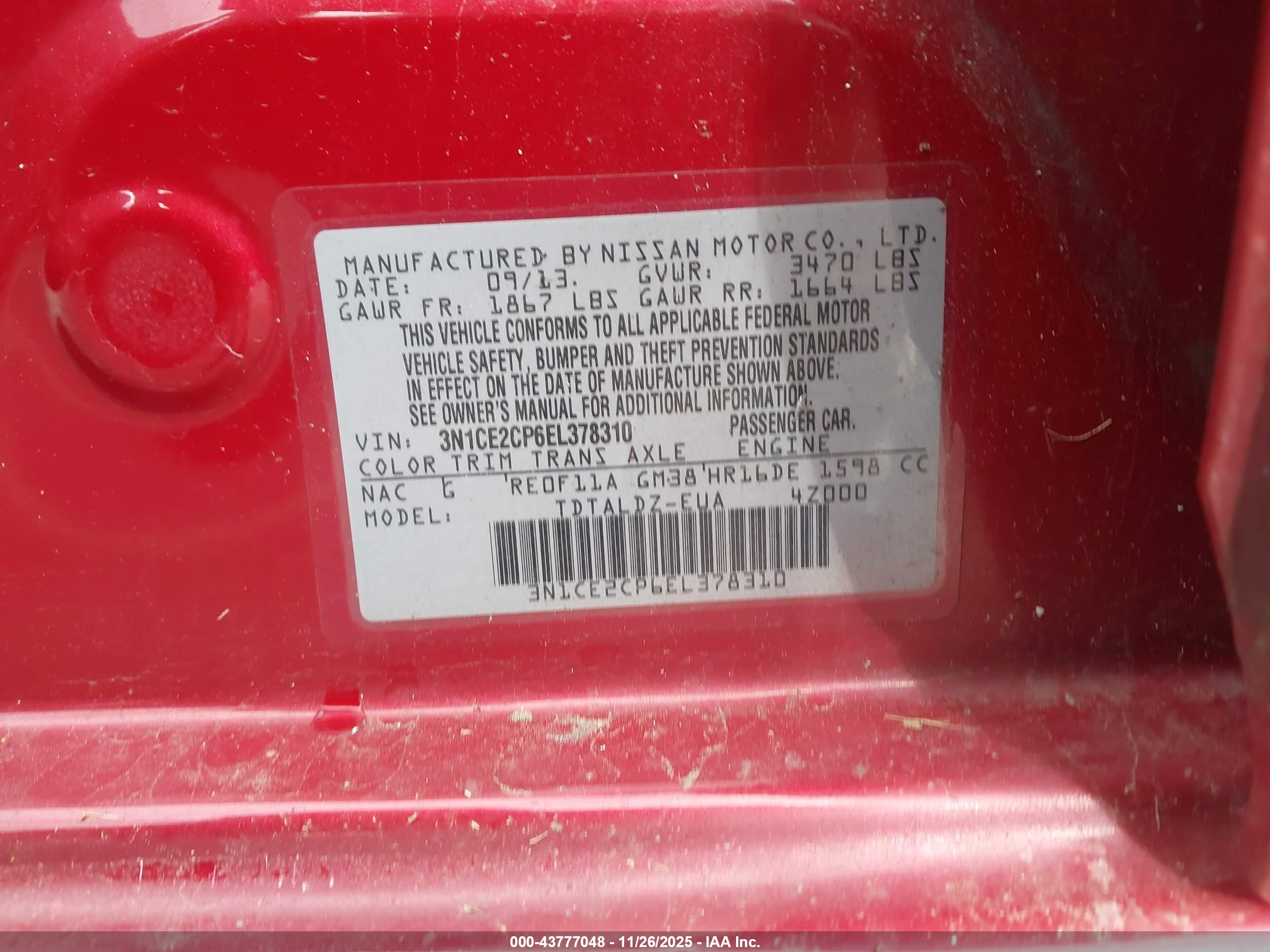 NISSAN VERSA image 9