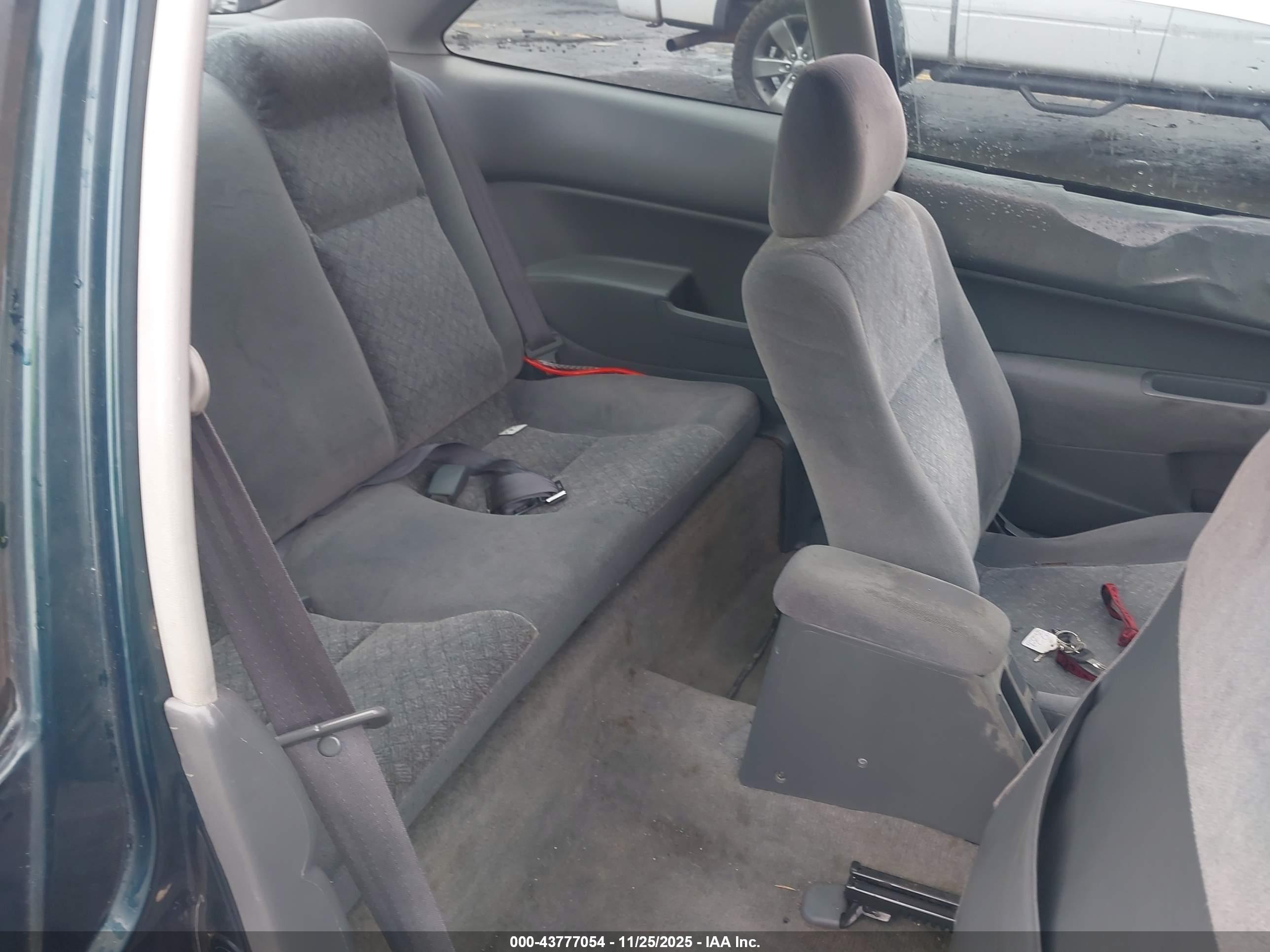 HONDA CIVIC image 8