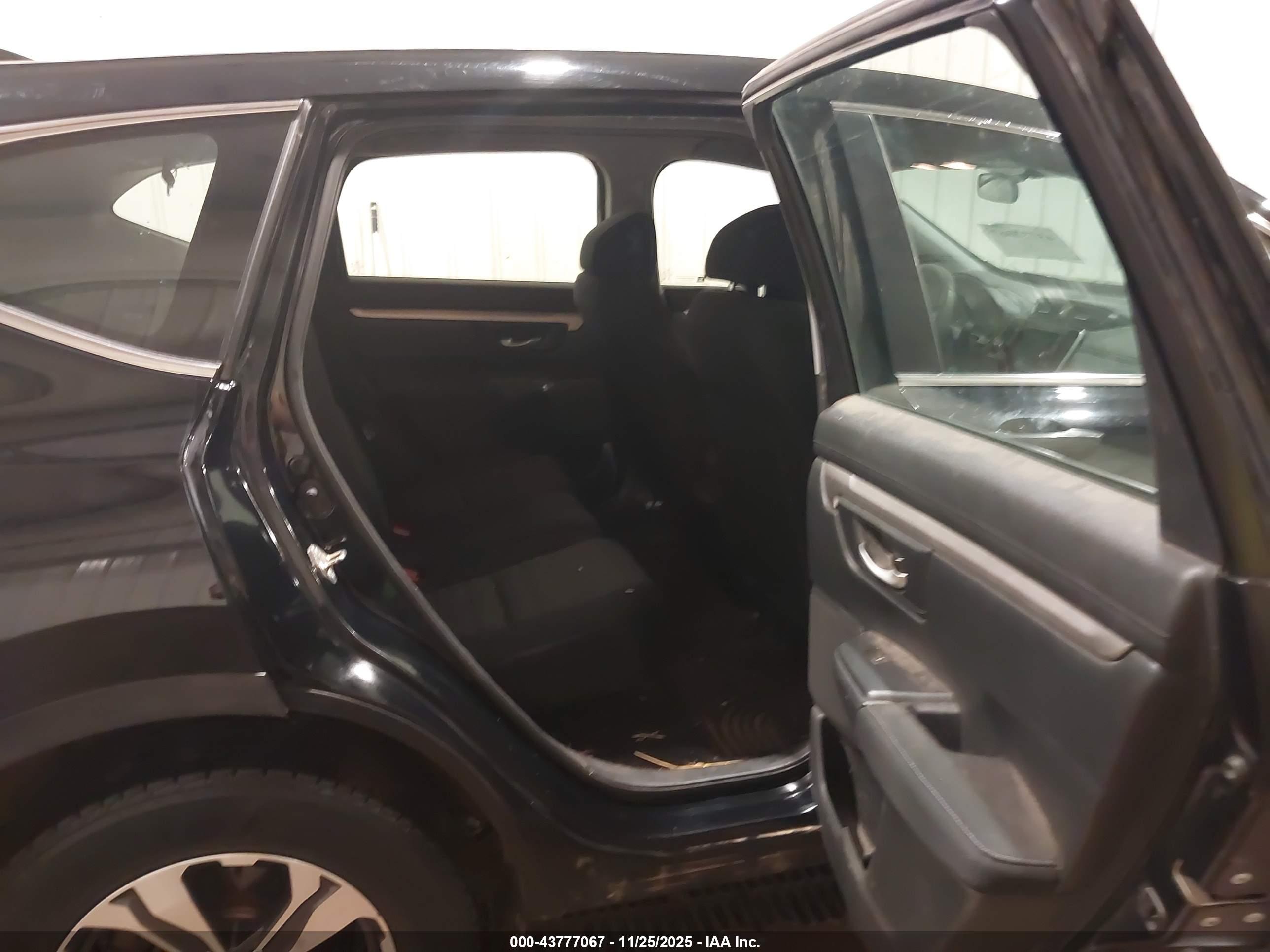 HONDA CR-V image 8
