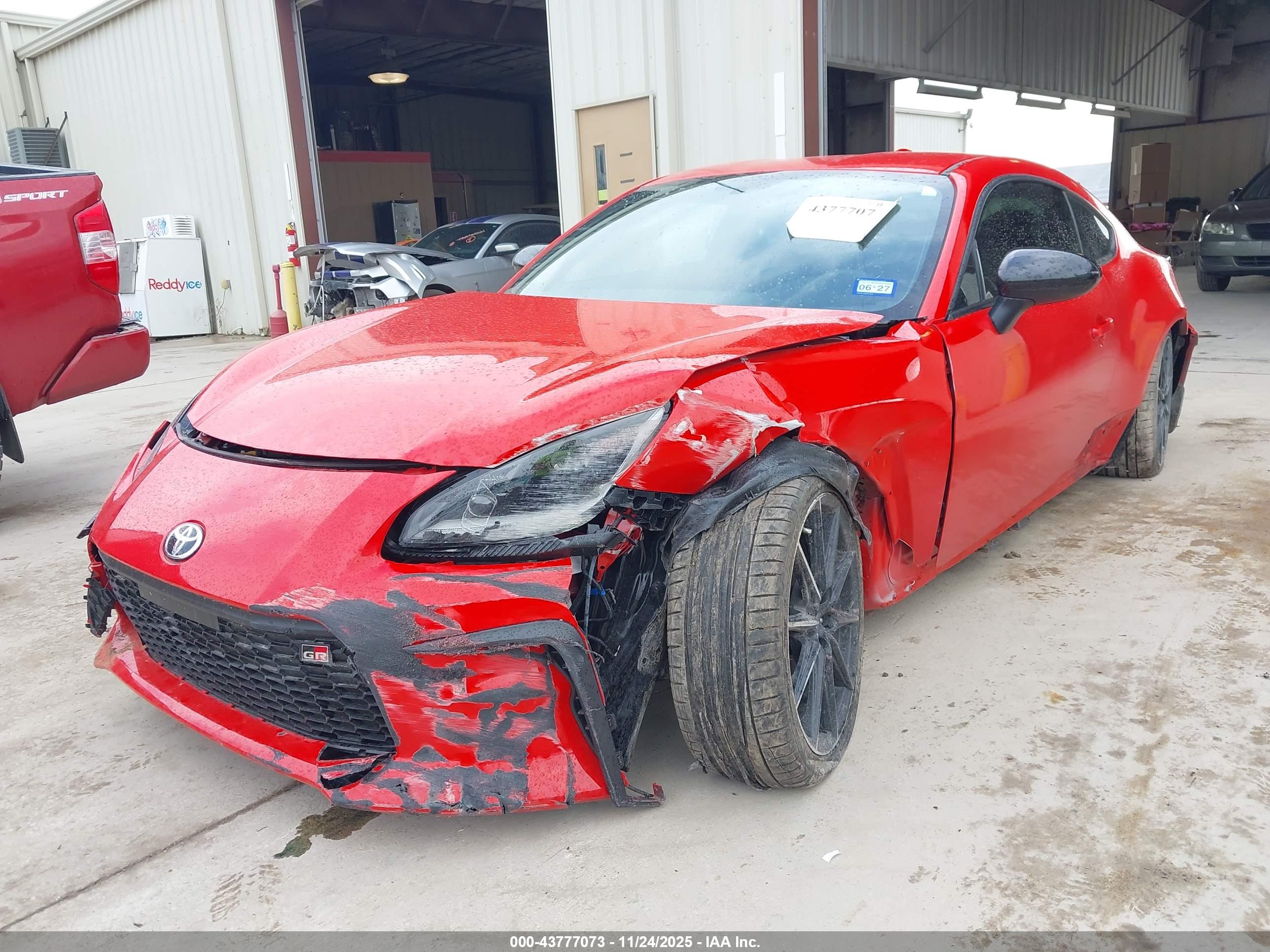 TOYOTA GR86 image 6