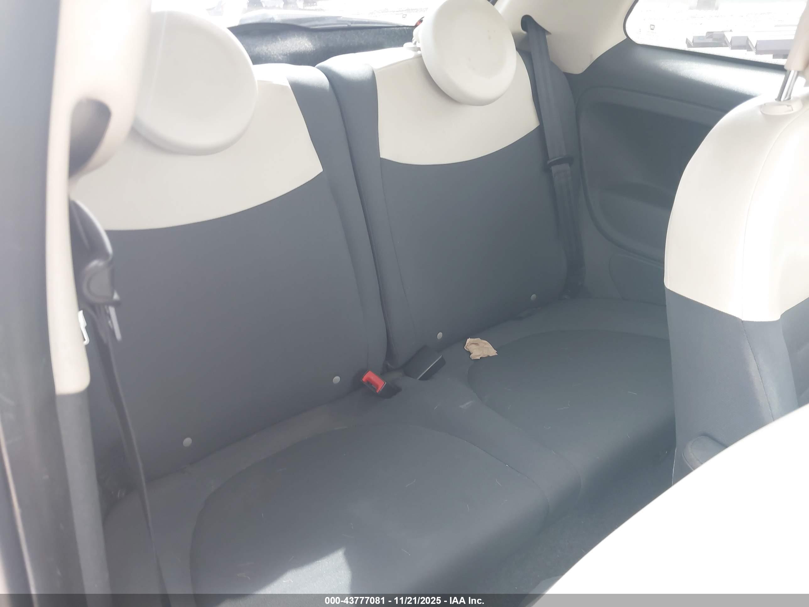 FIAT 500 image 8