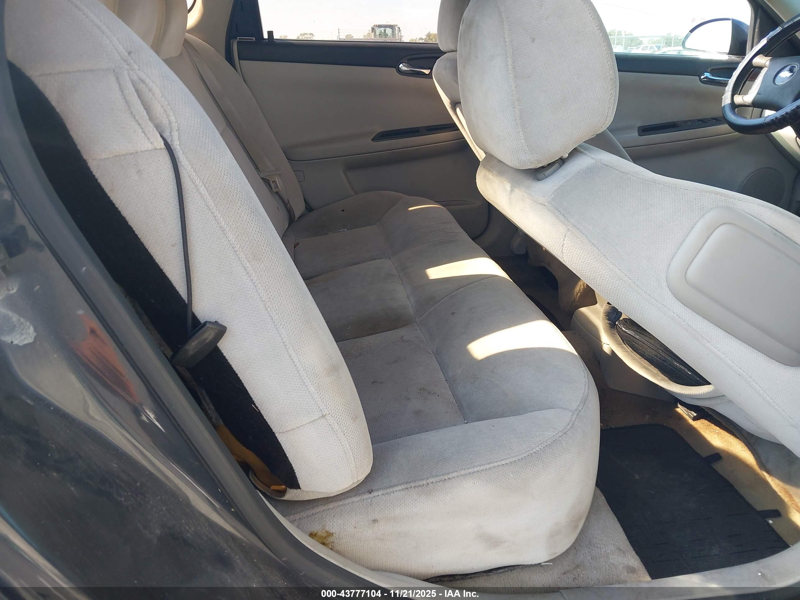 CHEVROLET IMPALA image 8