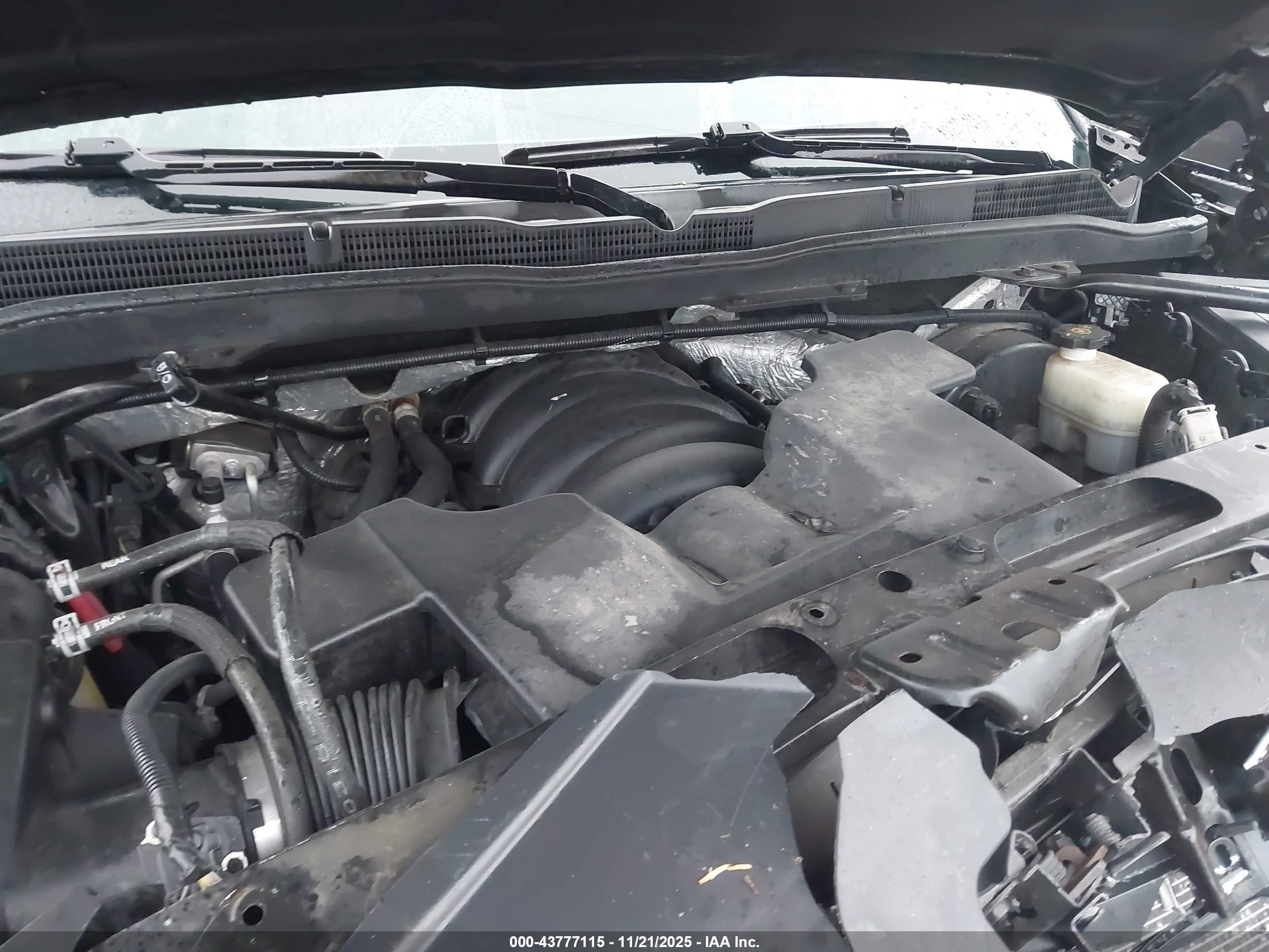 CHEVROLET SILVERADO image 10