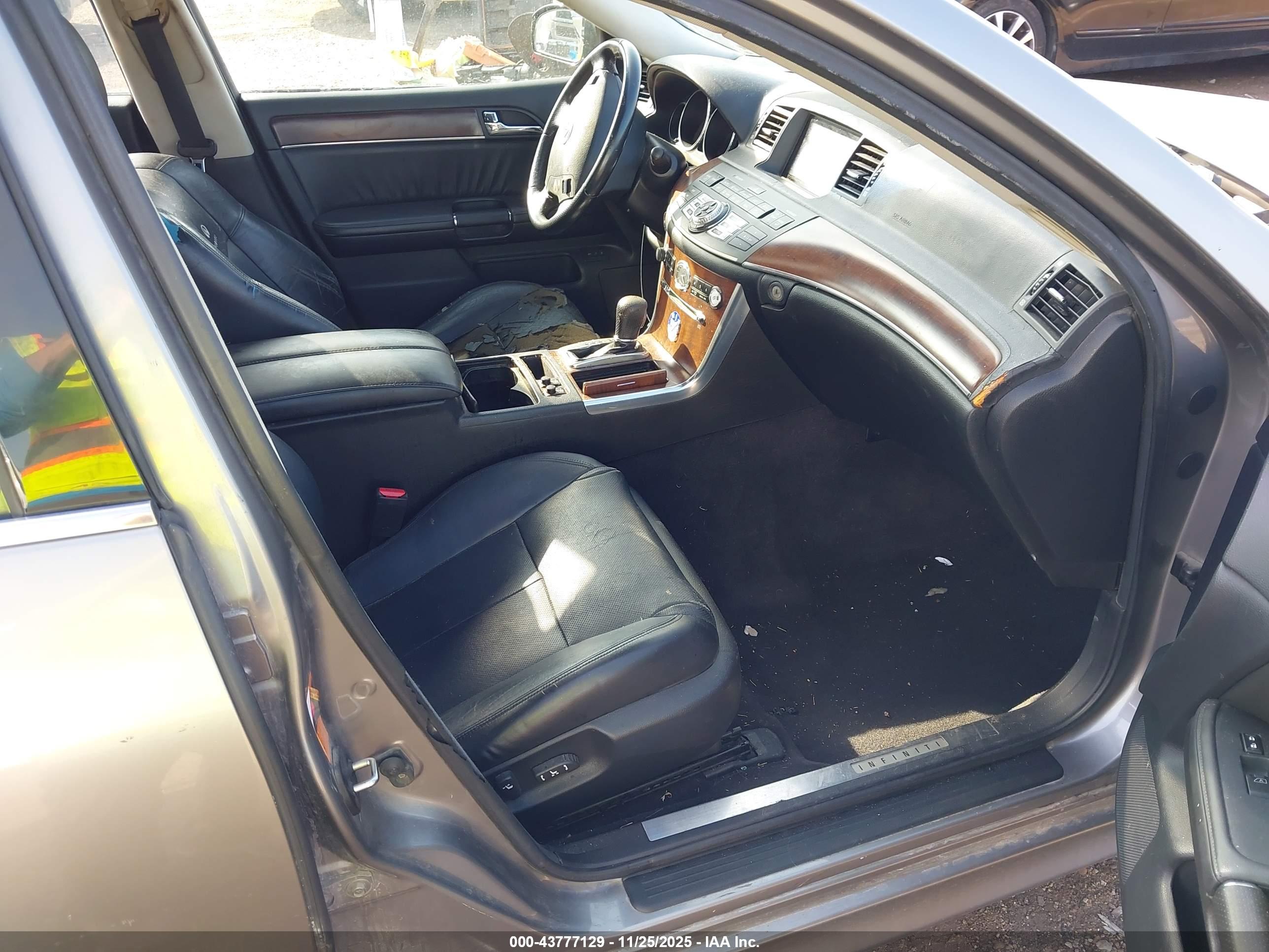 INFINITI M35 image 5