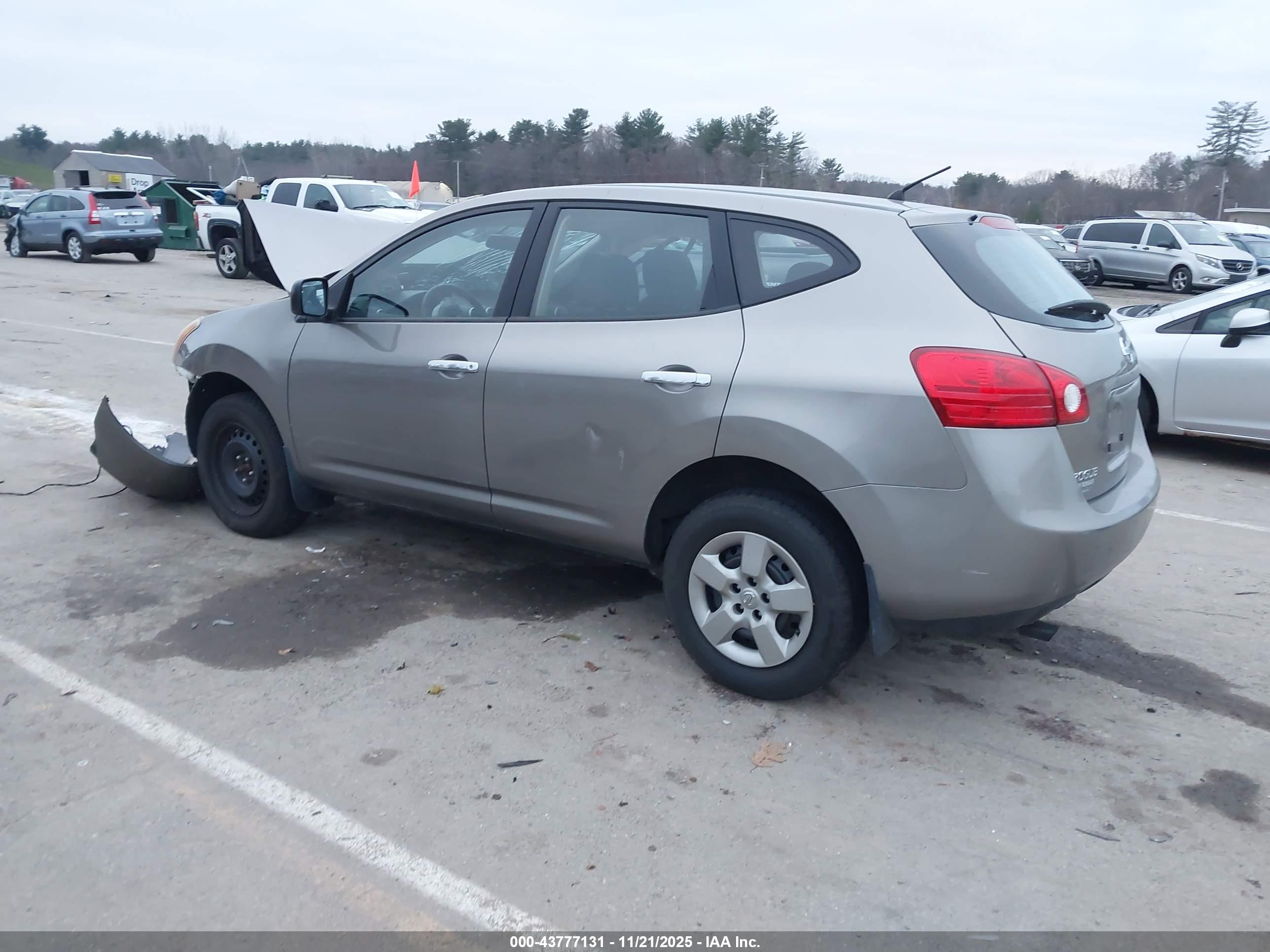 NISSAN ROGUE image 3