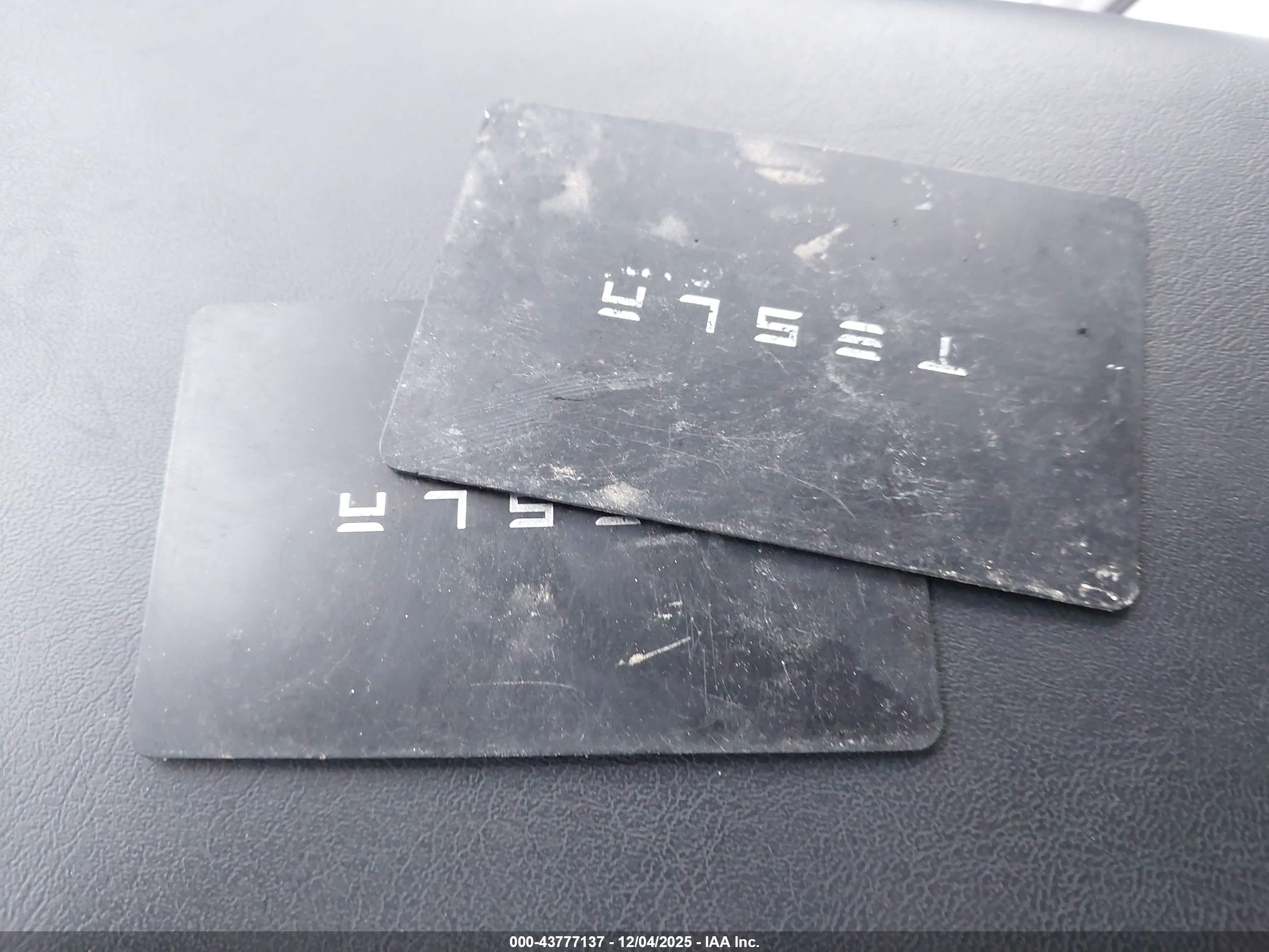 TESLA MODEL image 11