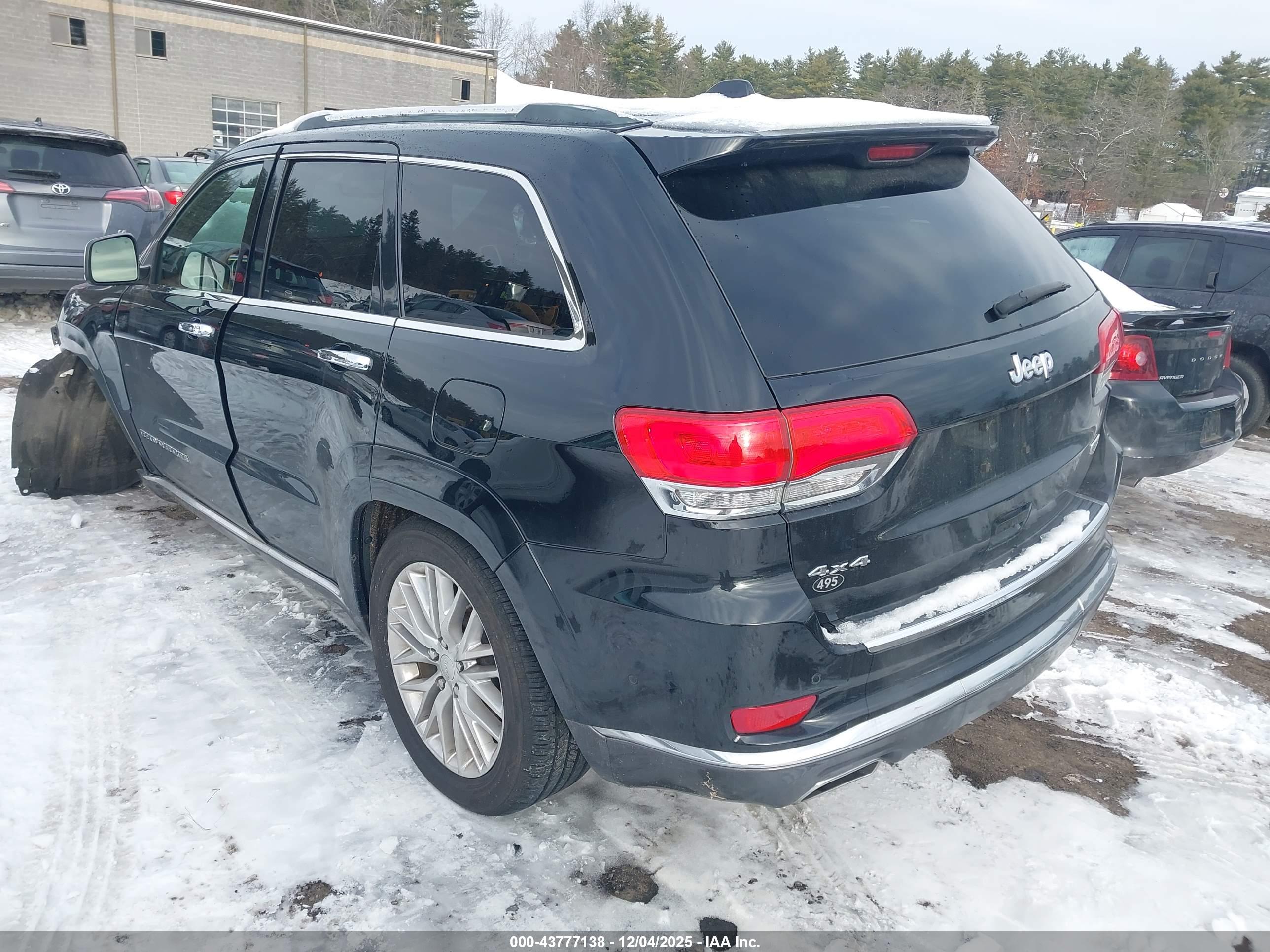 JEEP GRAND image 3