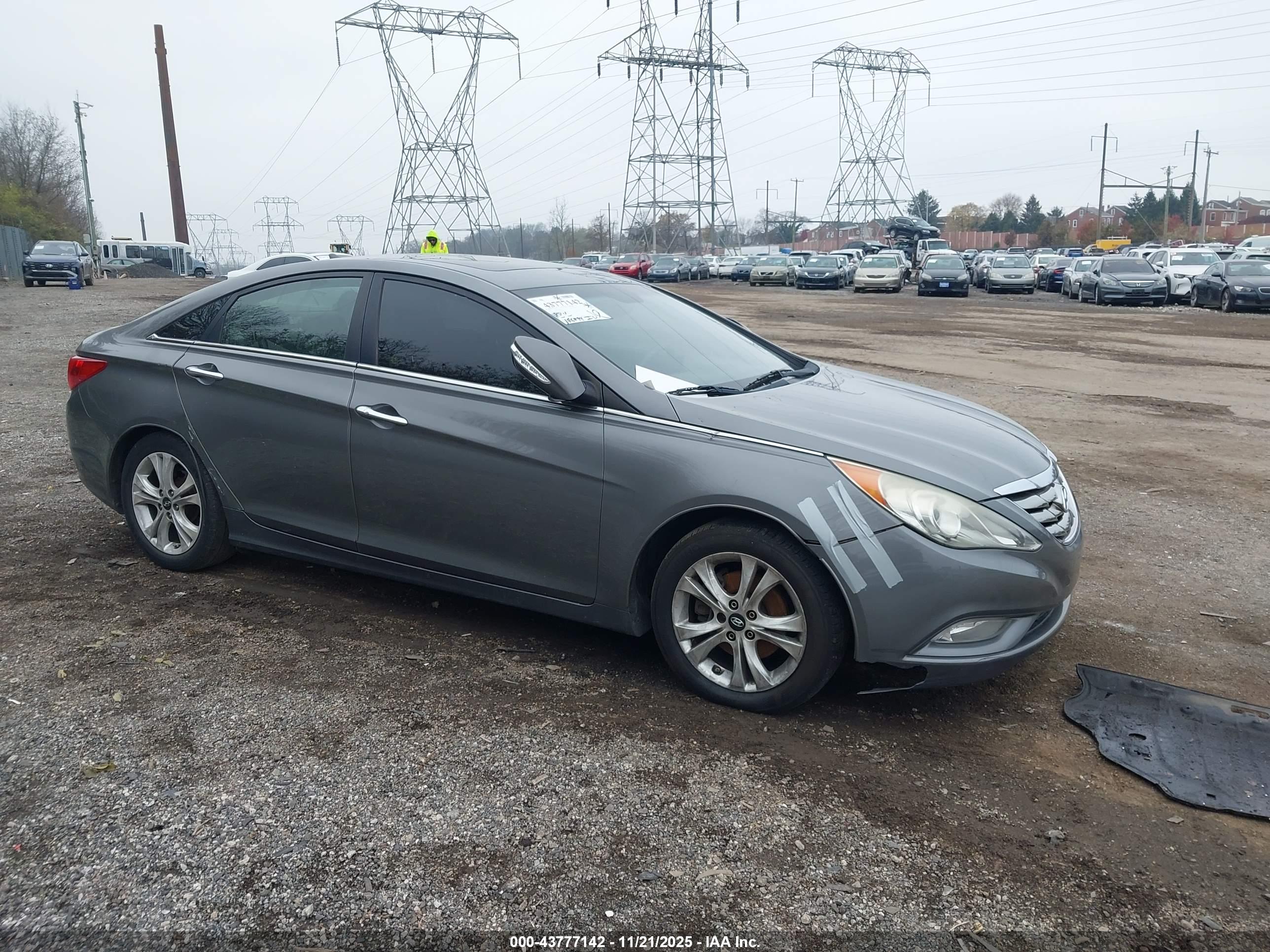 HYUNDAI SONATA image 6
