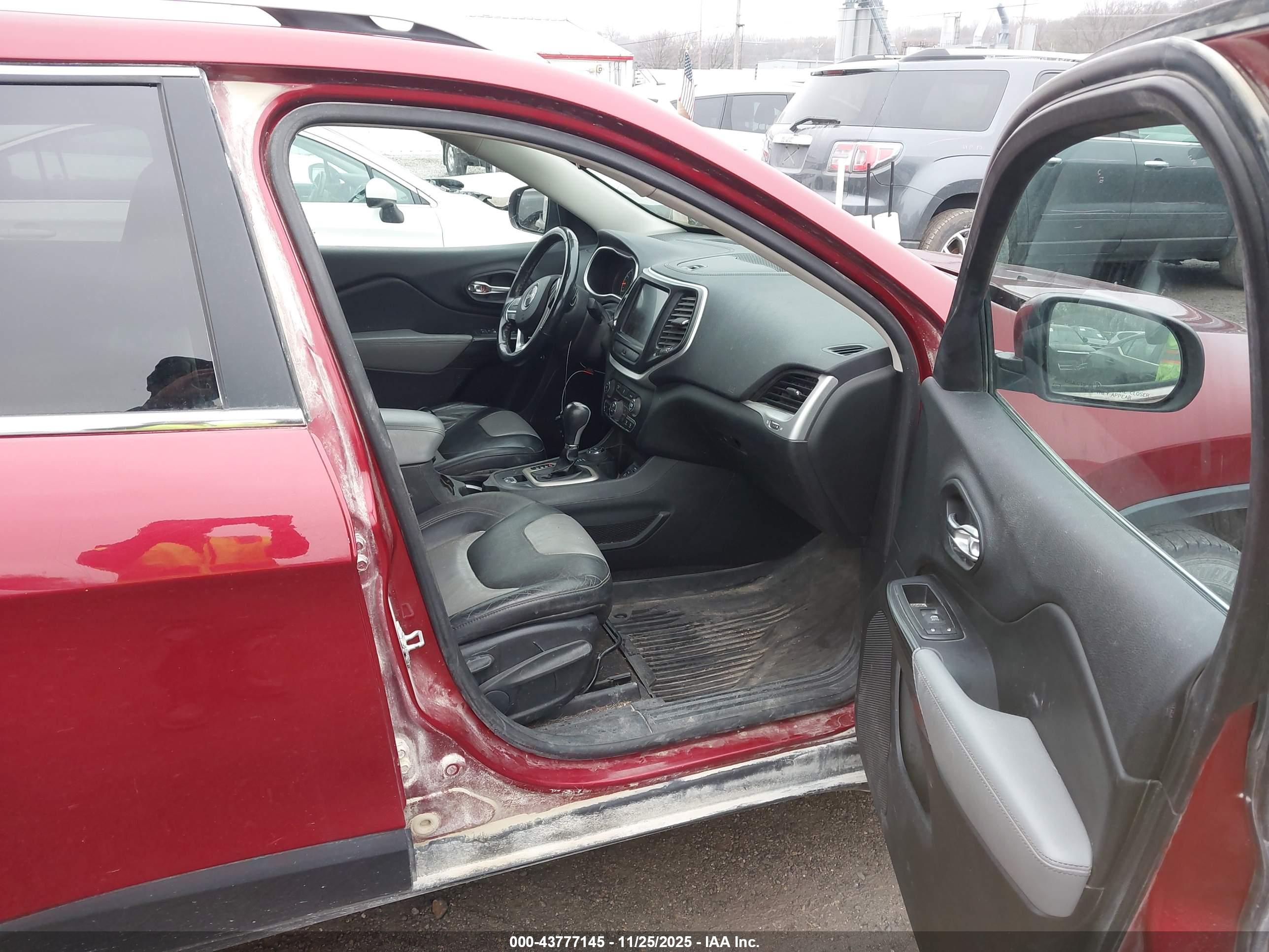 JEEP CHEROKEE image 5