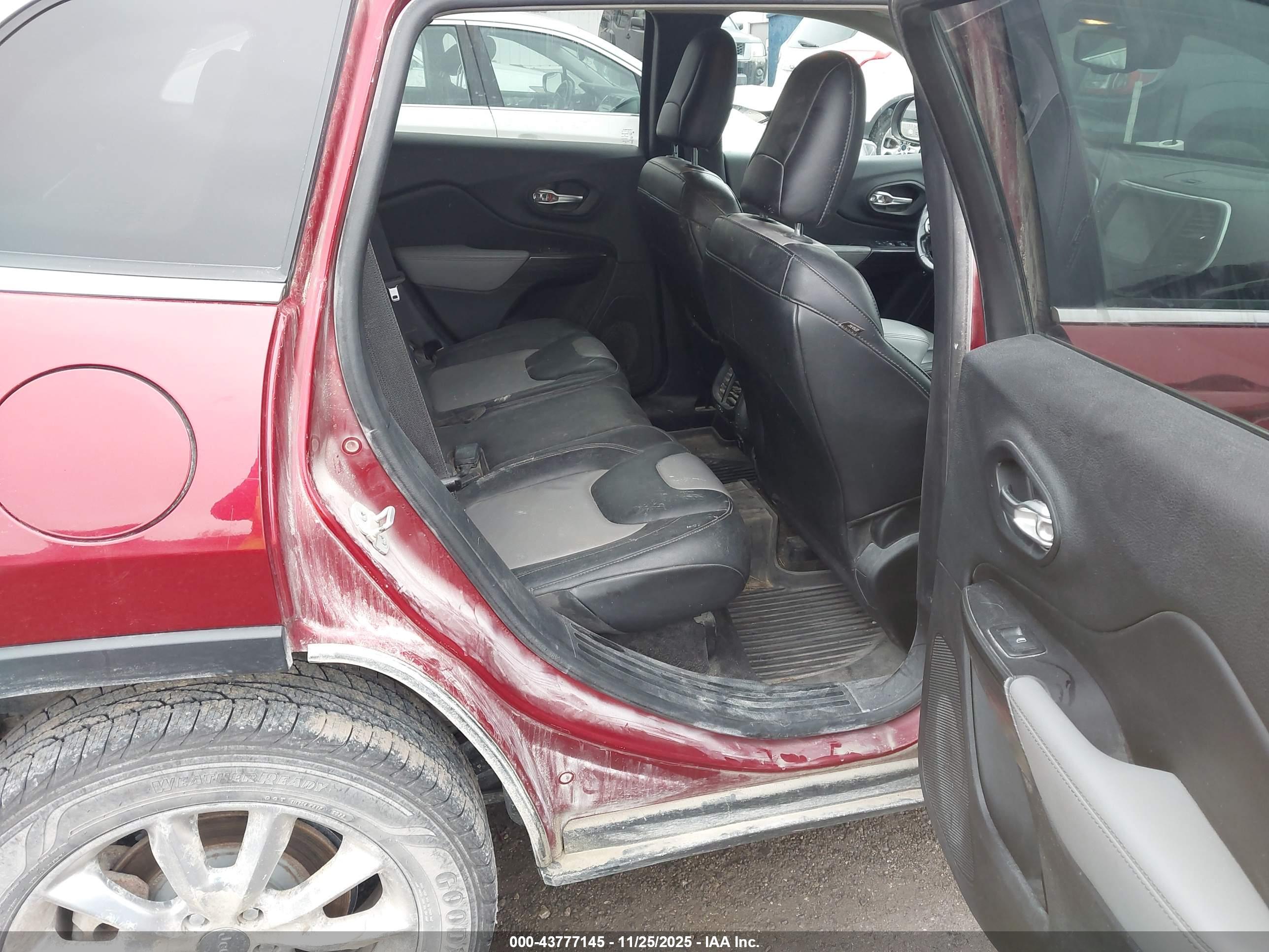 JEEP CHEROKEE image 8