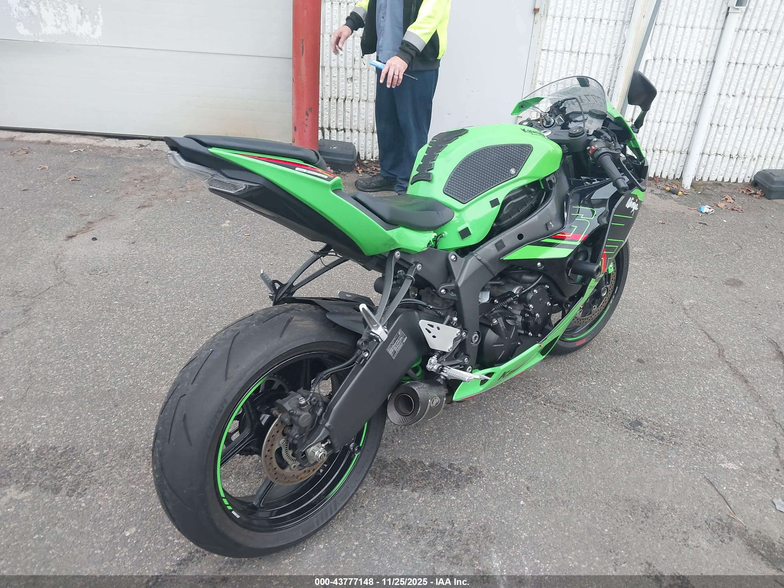 KAWASAKI ZX636 image 4