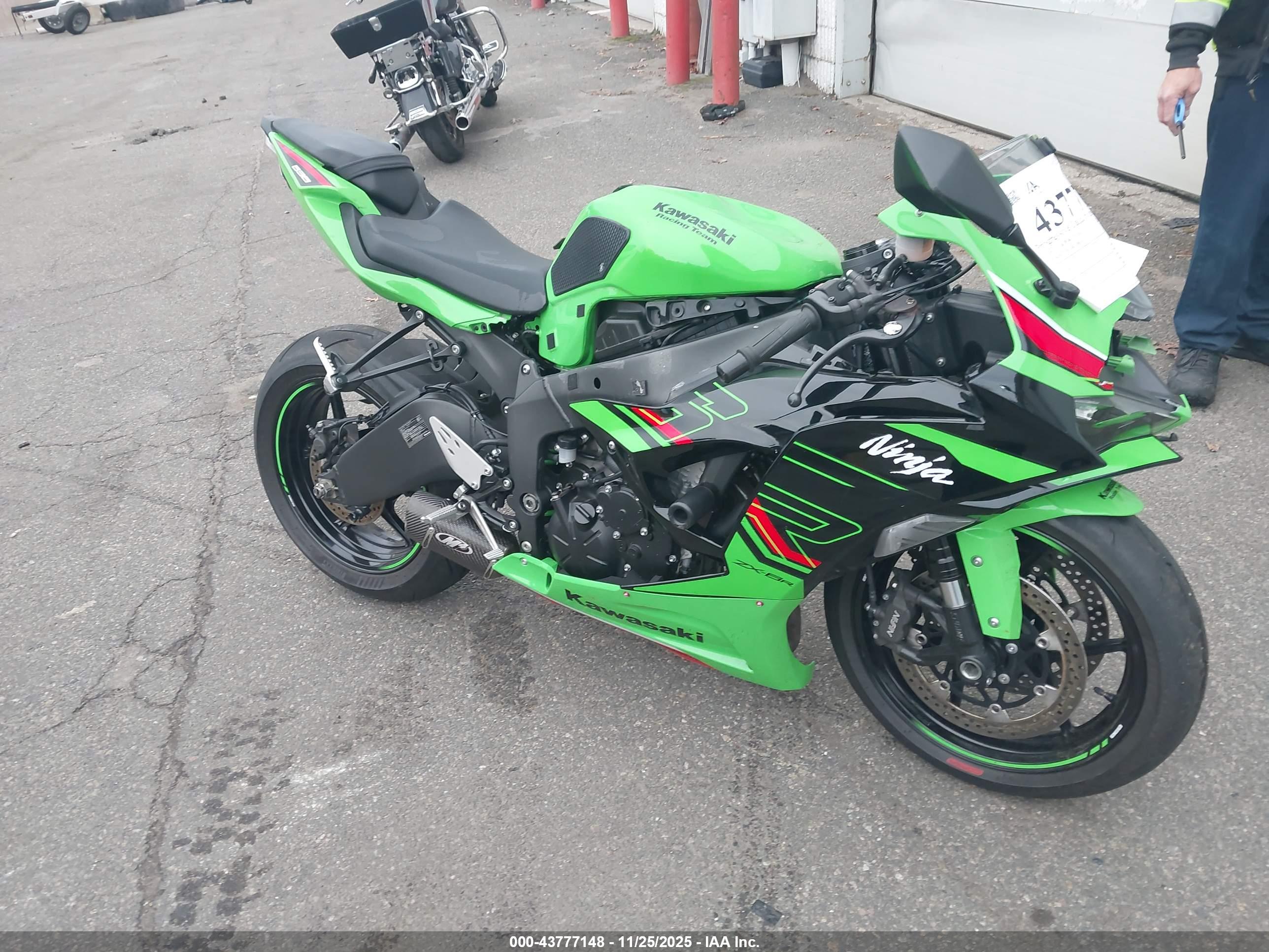 KAWASAKI ZX636 image 8
