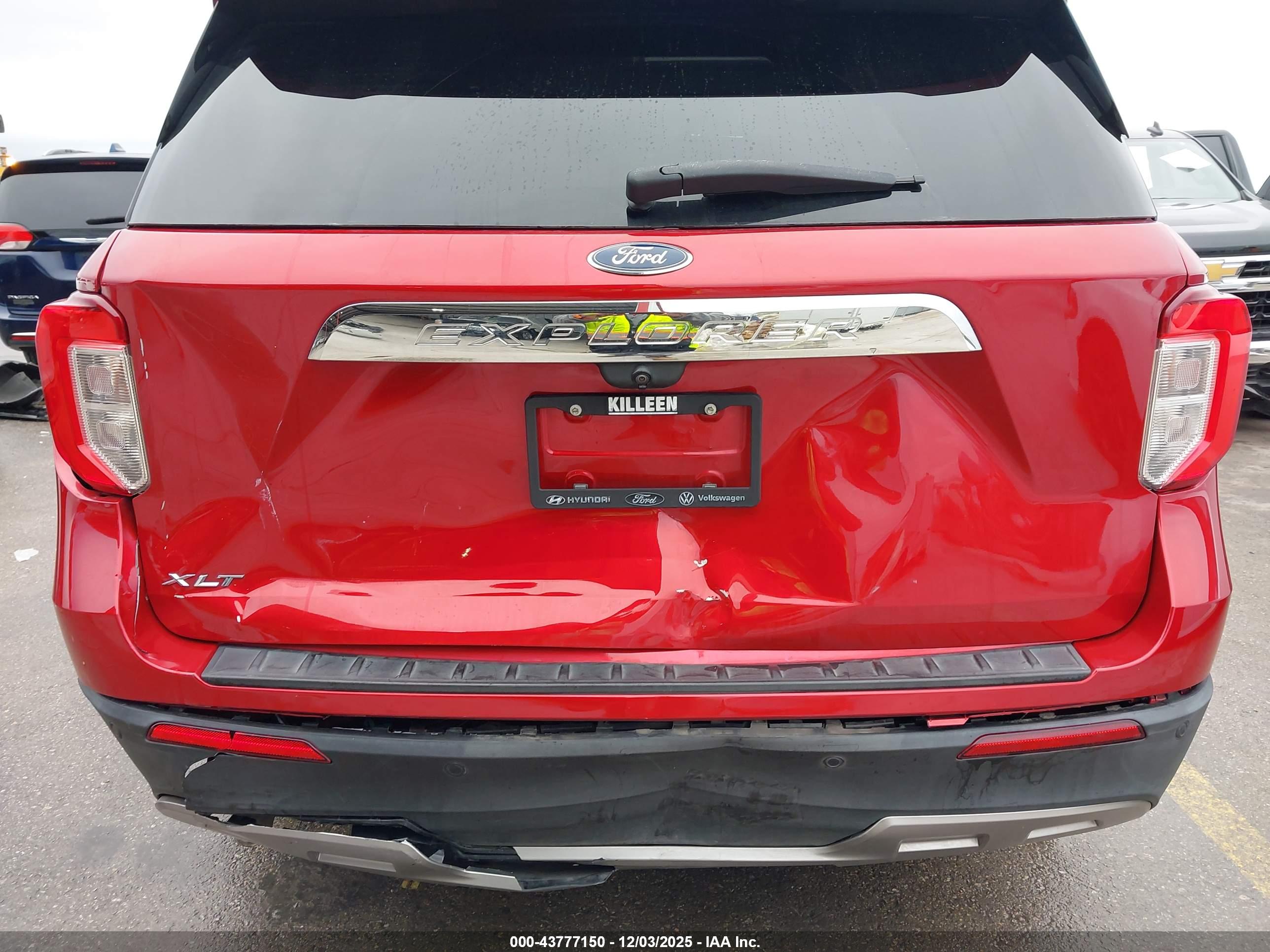FORD EXPLORER image 6