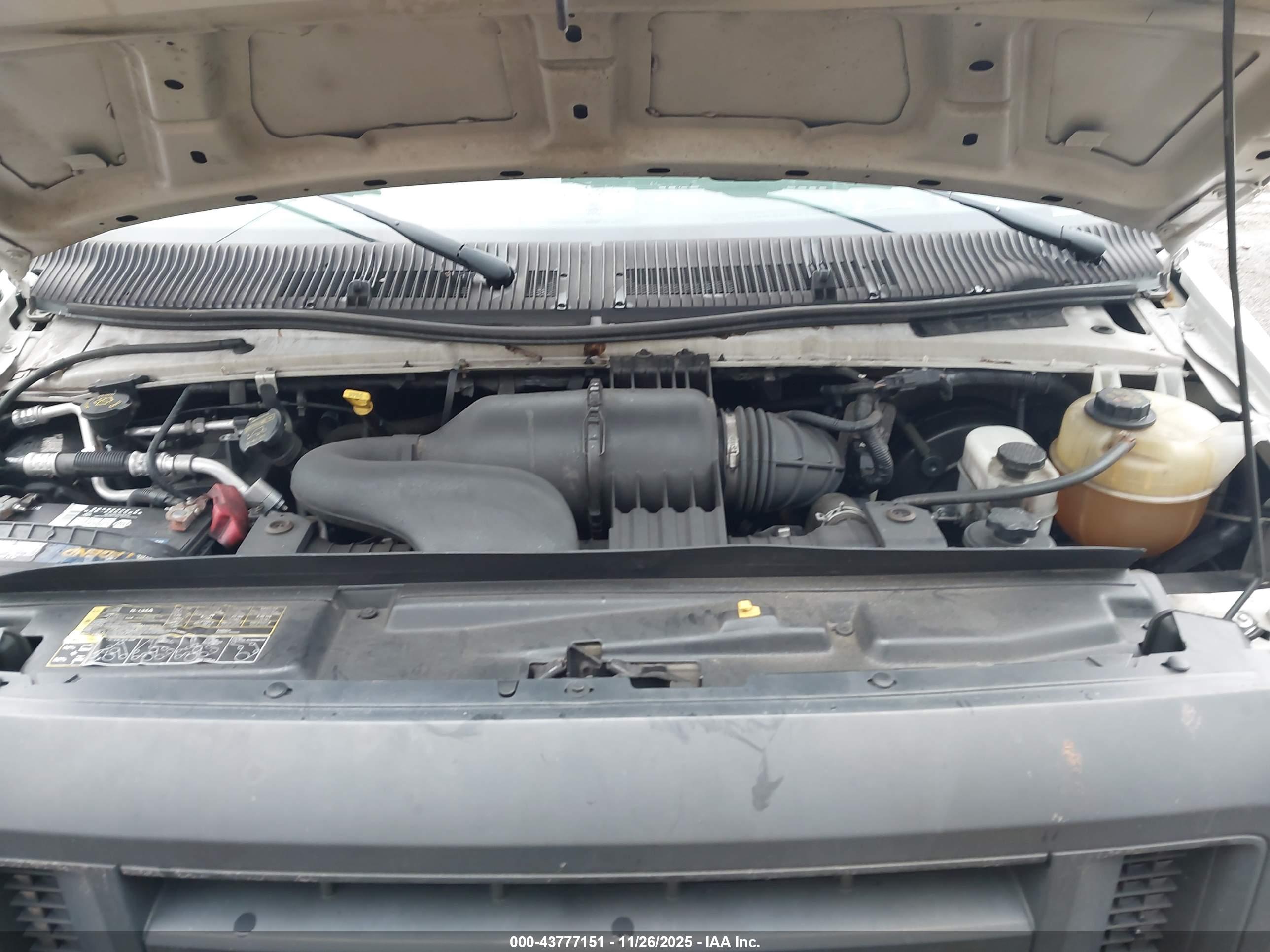 FORD E-250 image 10