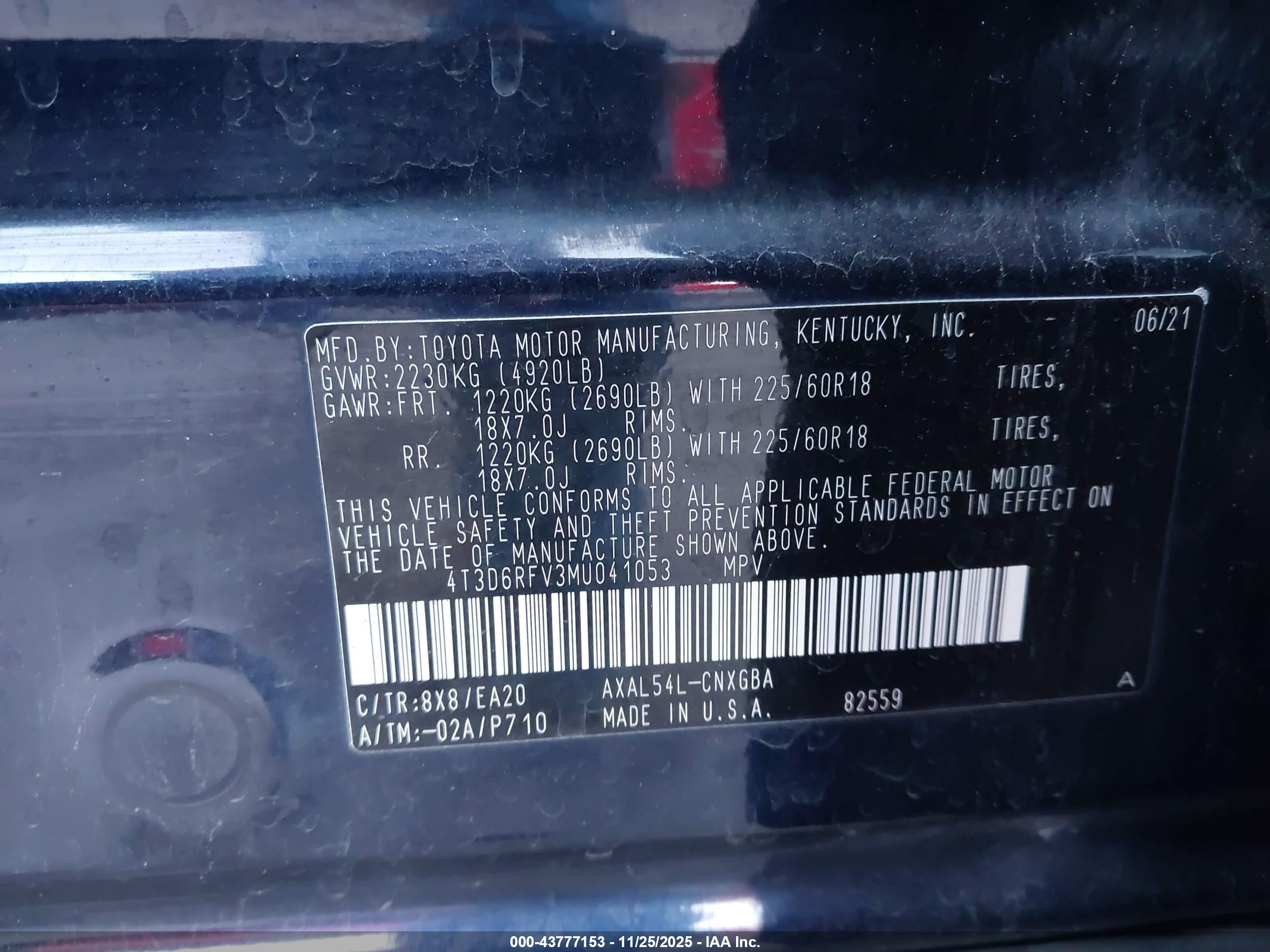 TOYOTA RAV4 image 9