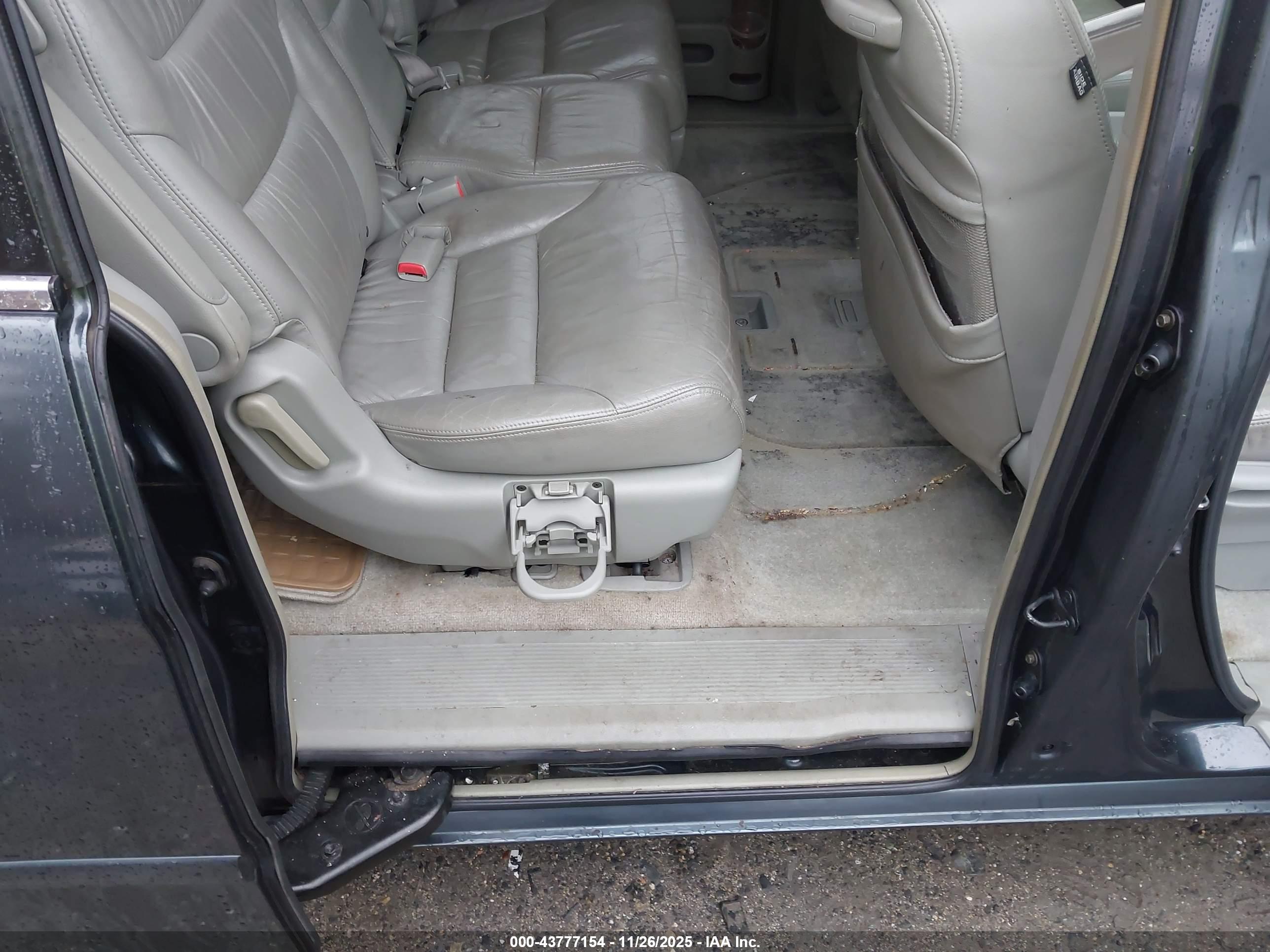 HONDA ODYSSEY image 8