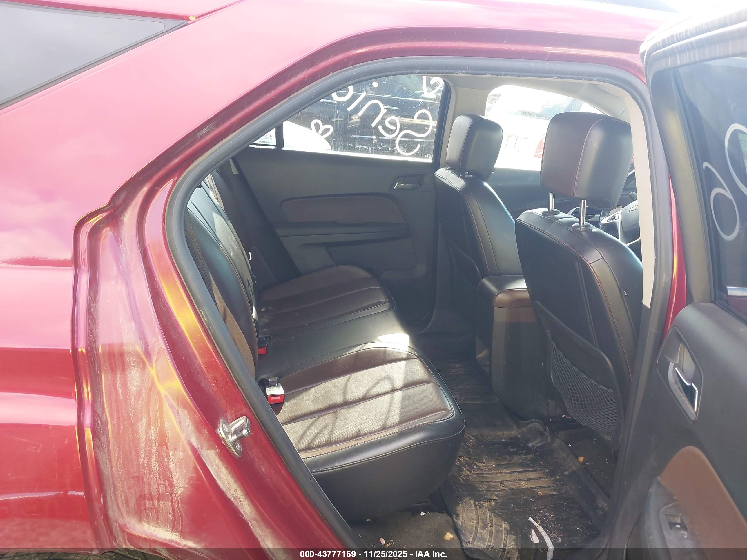 CHEVROLET EQUINOX image 8