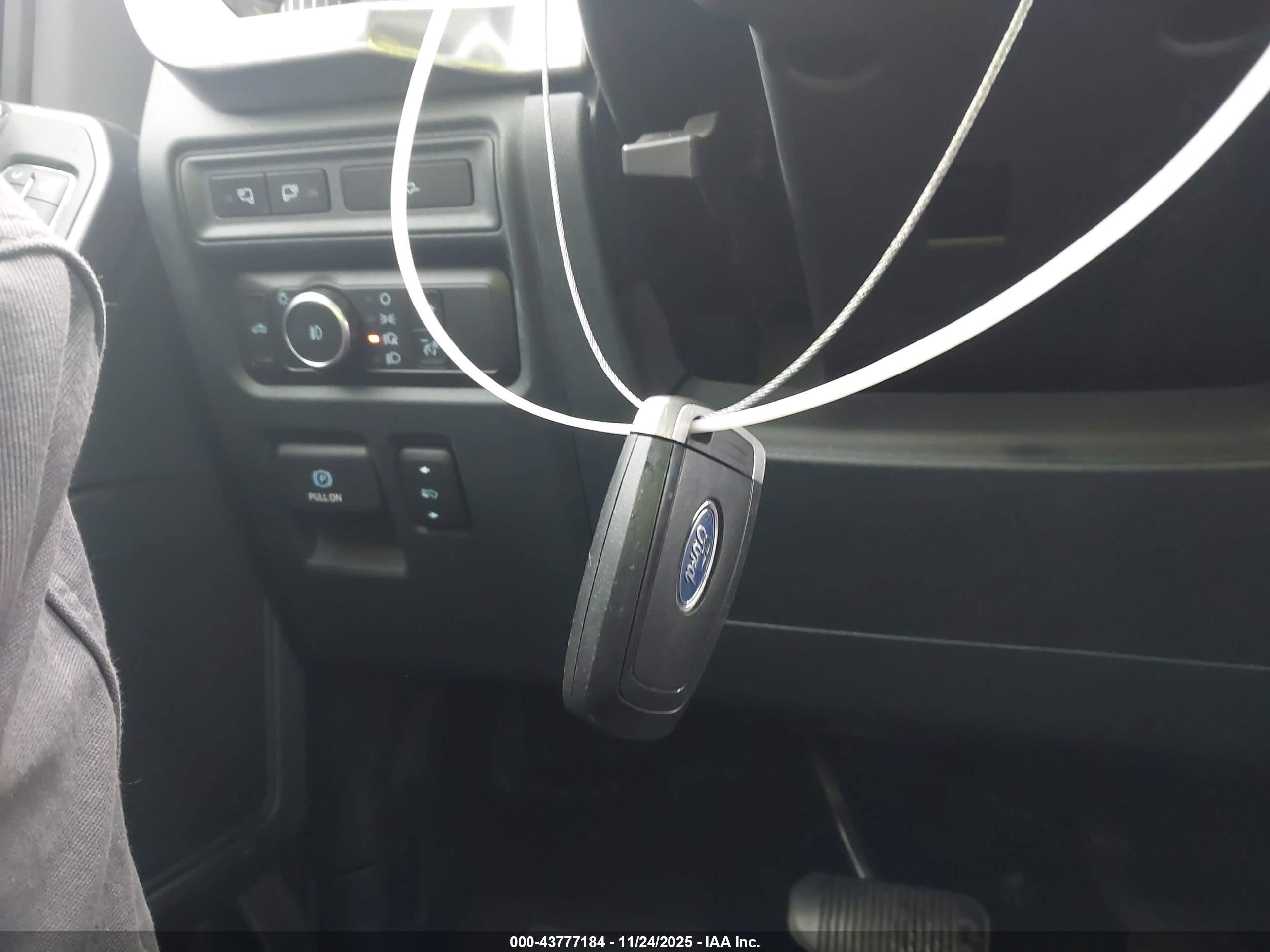 FORD F-150 image 11