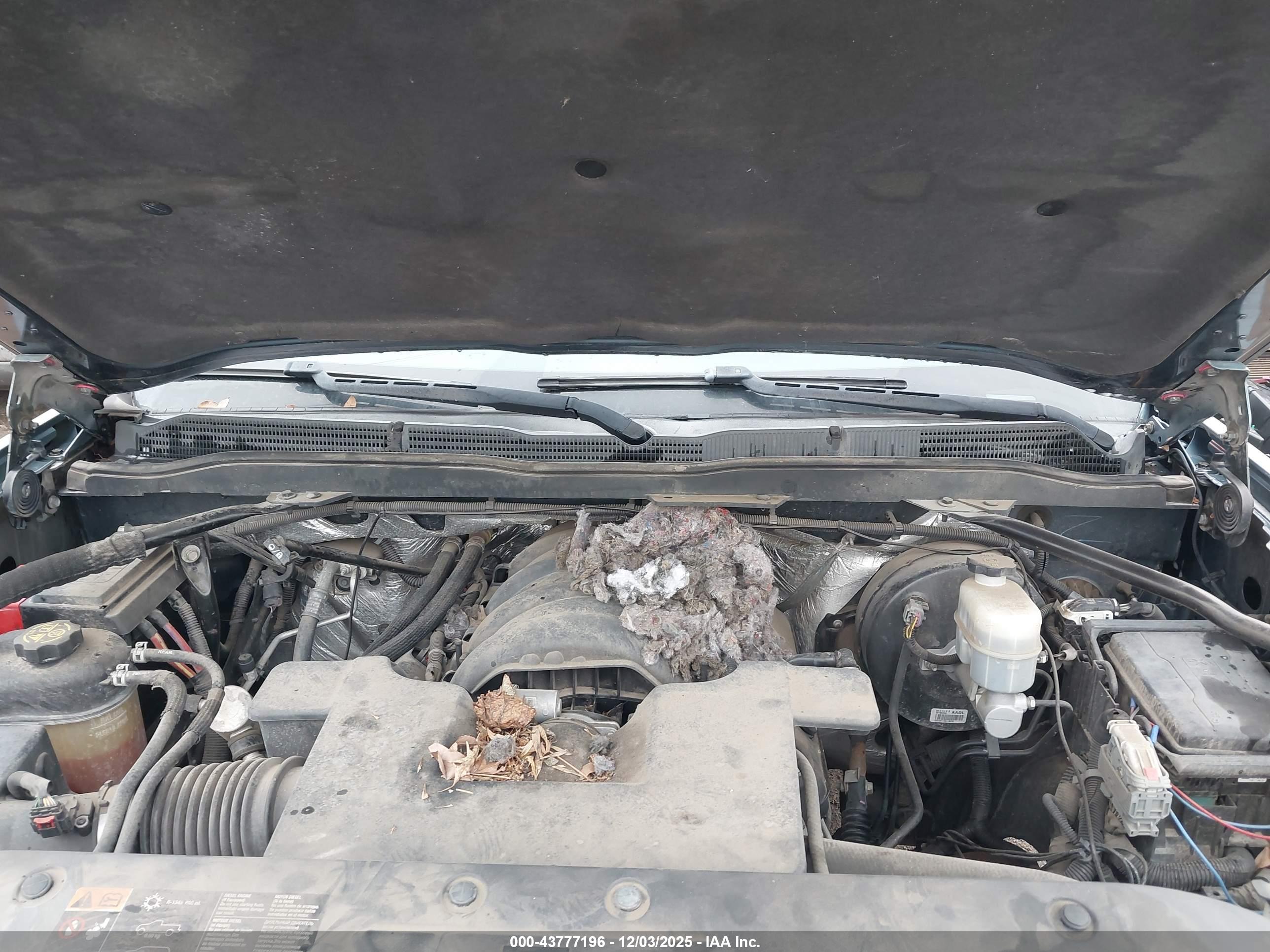 CHEVROLET SILVERADO image 10