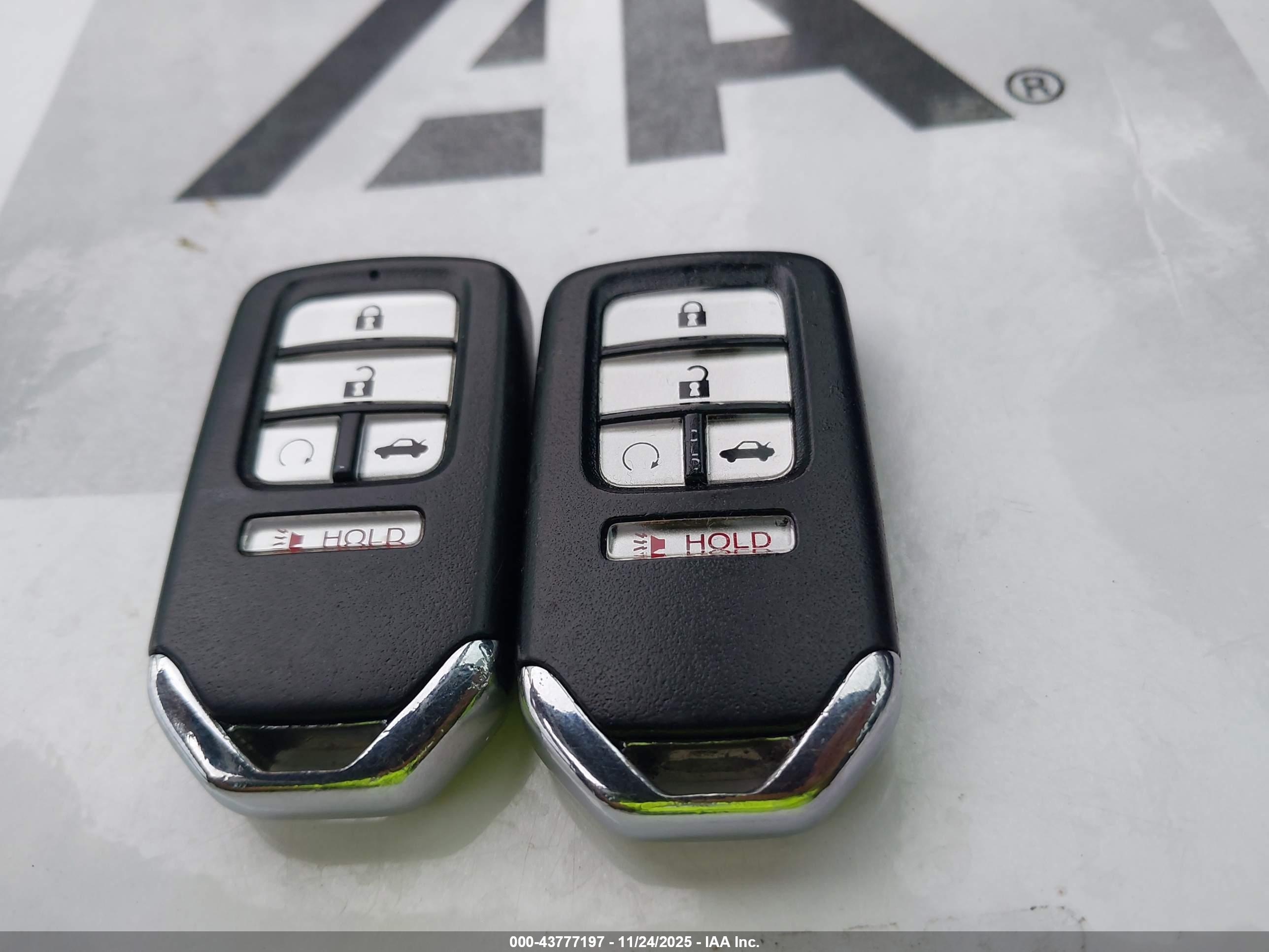 HONDA CIVIC image 11