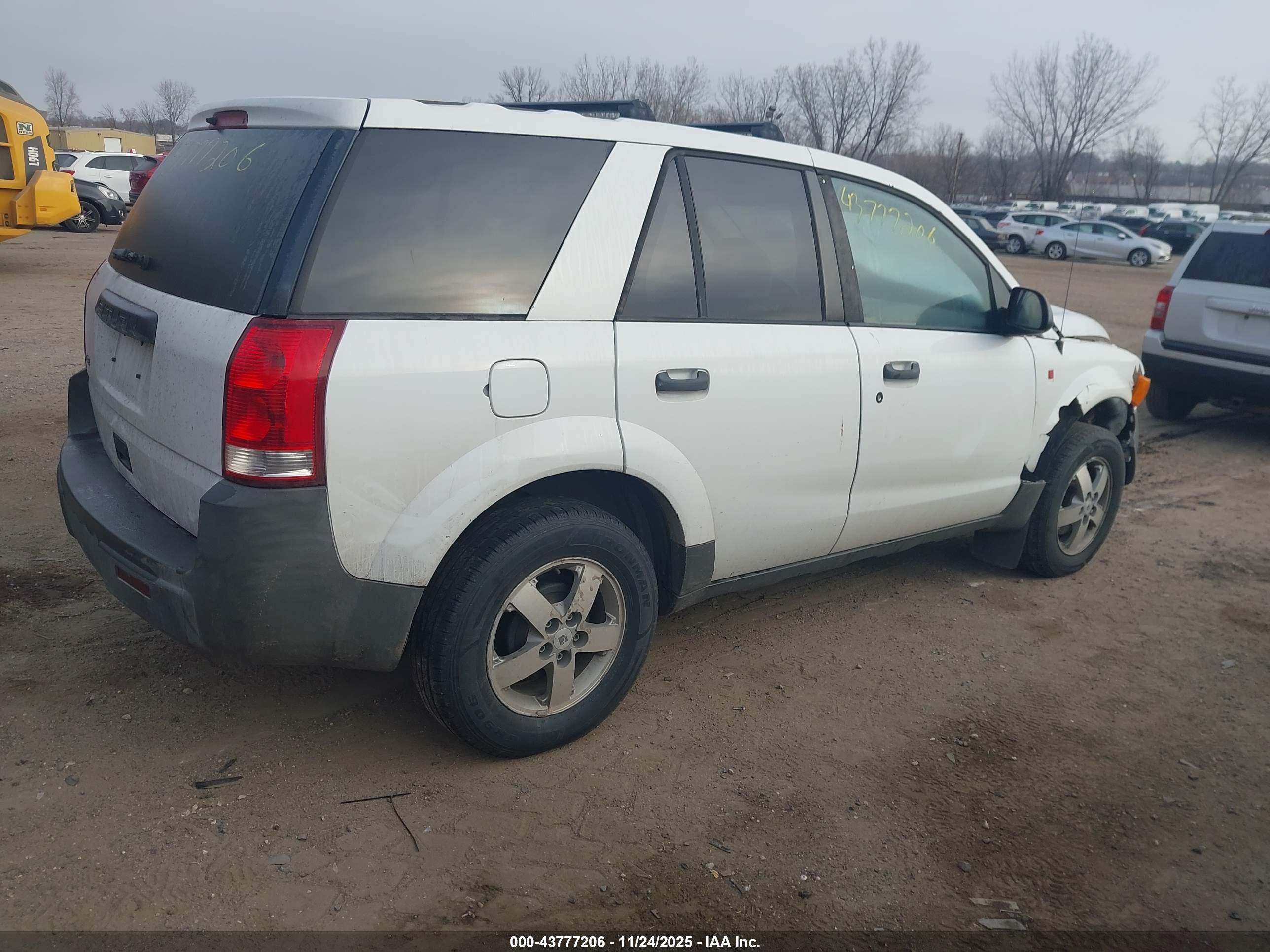SATURN VUE image 4