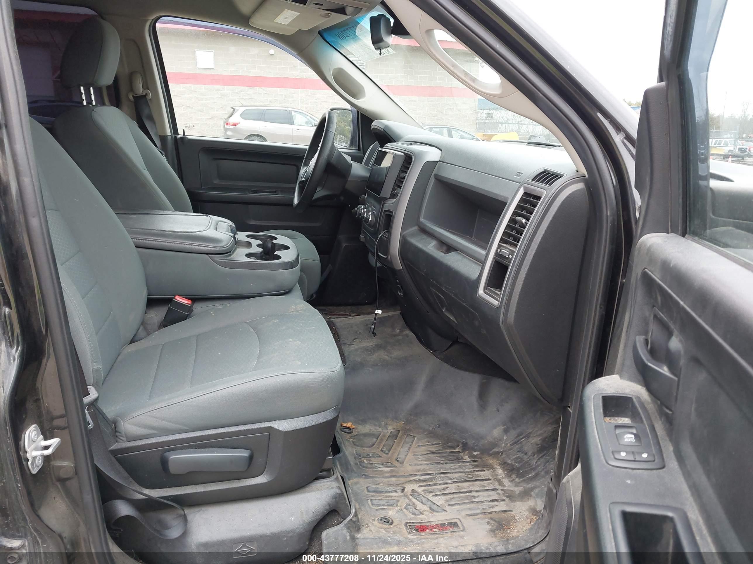 RAM 1500 image 5