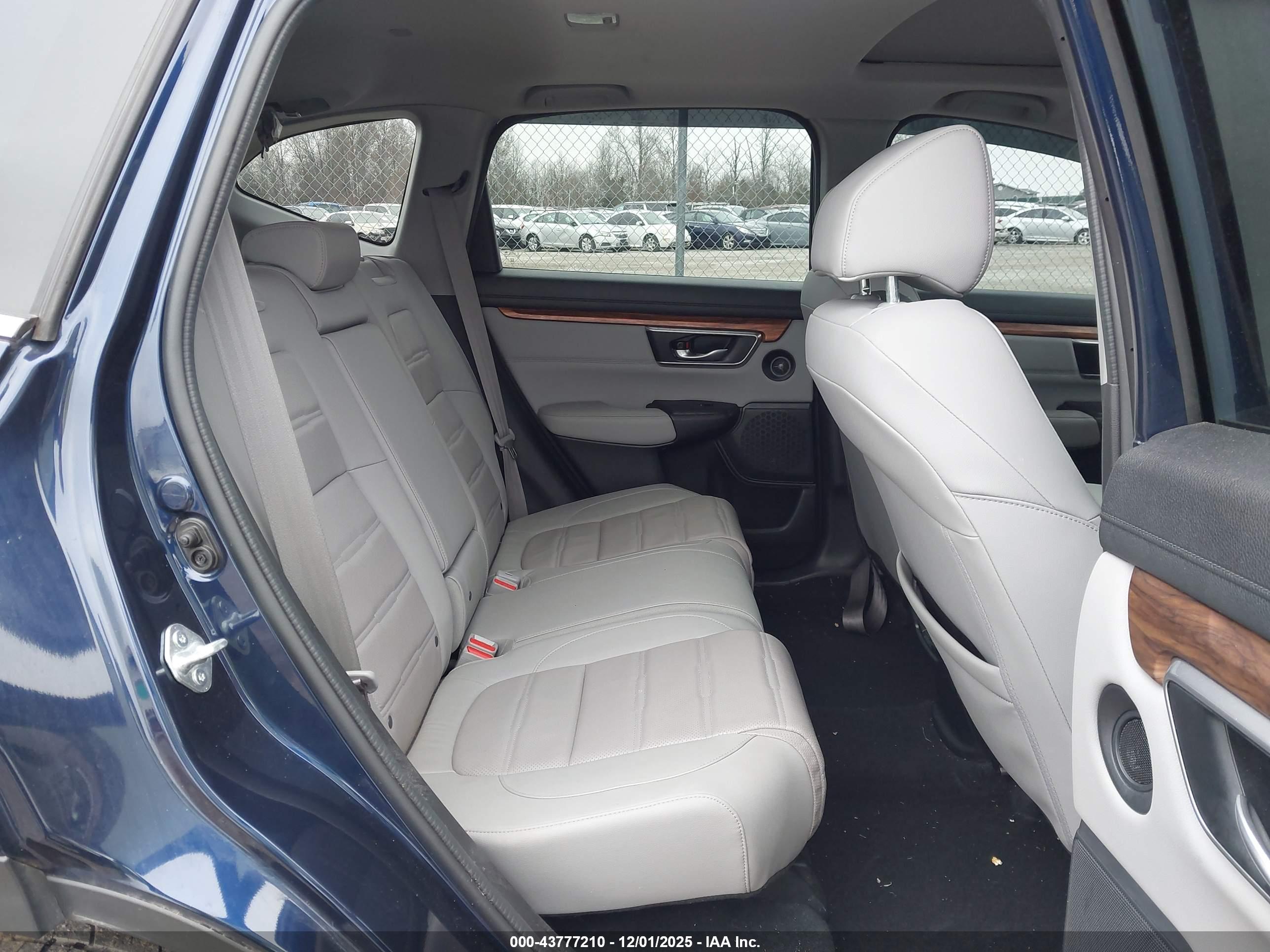 HONDA CR-V image 8