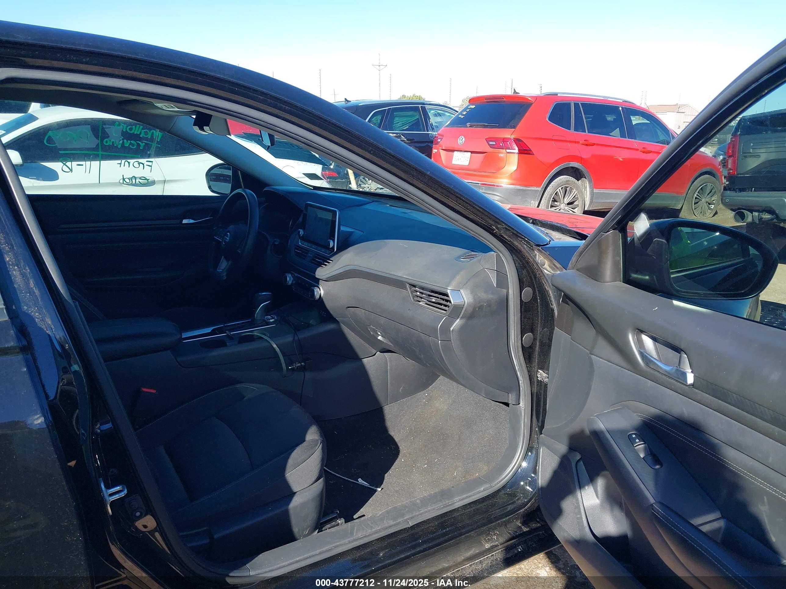 NISSAN ALTIMA image 5
