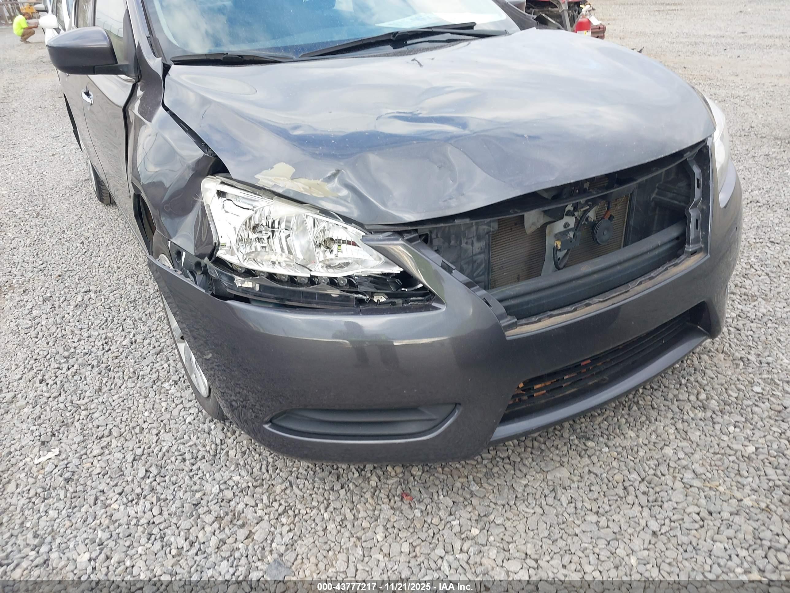 NISSAN SENTRA image 6