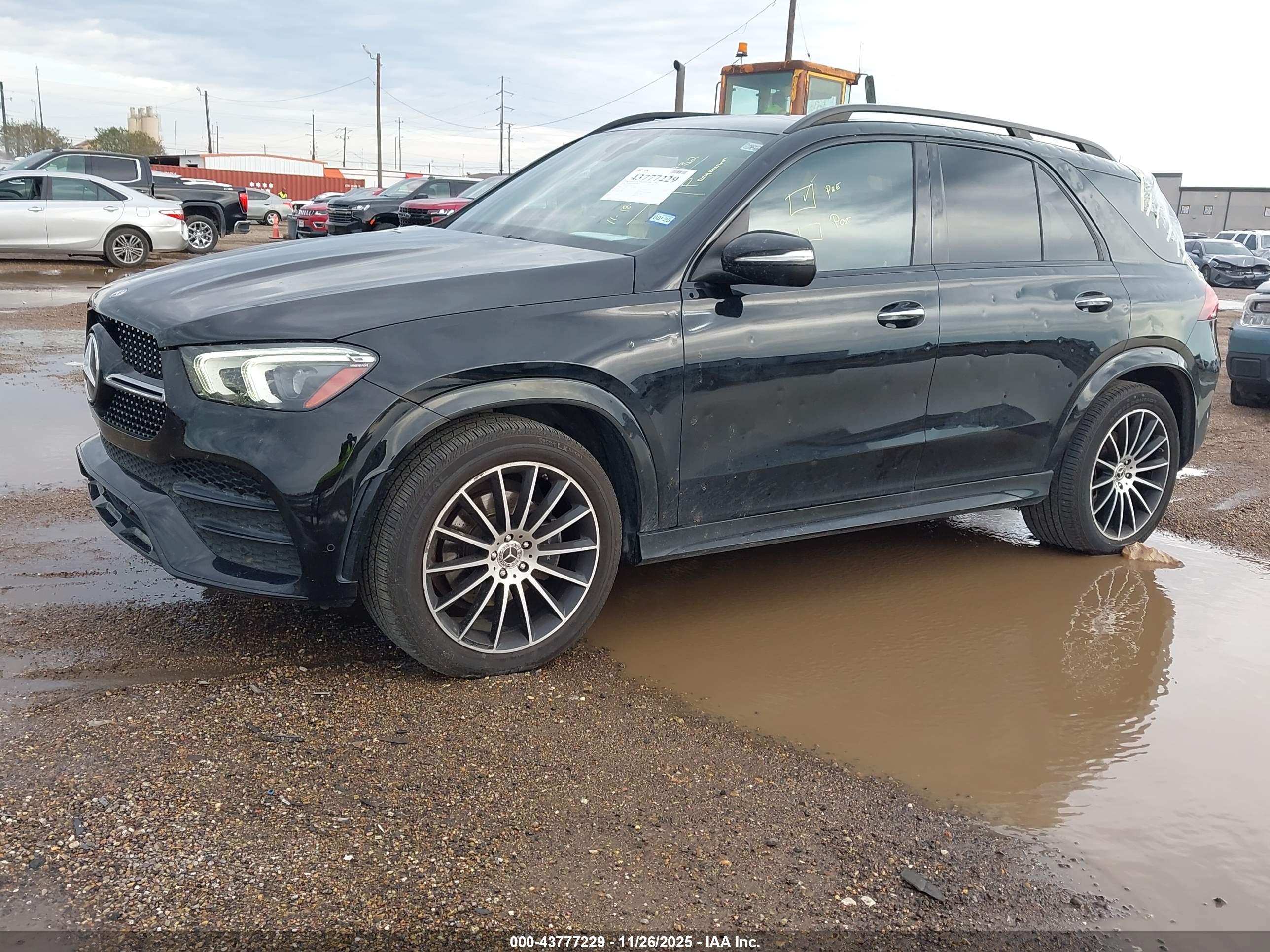 MERCEDES-BENZ GLE image 2