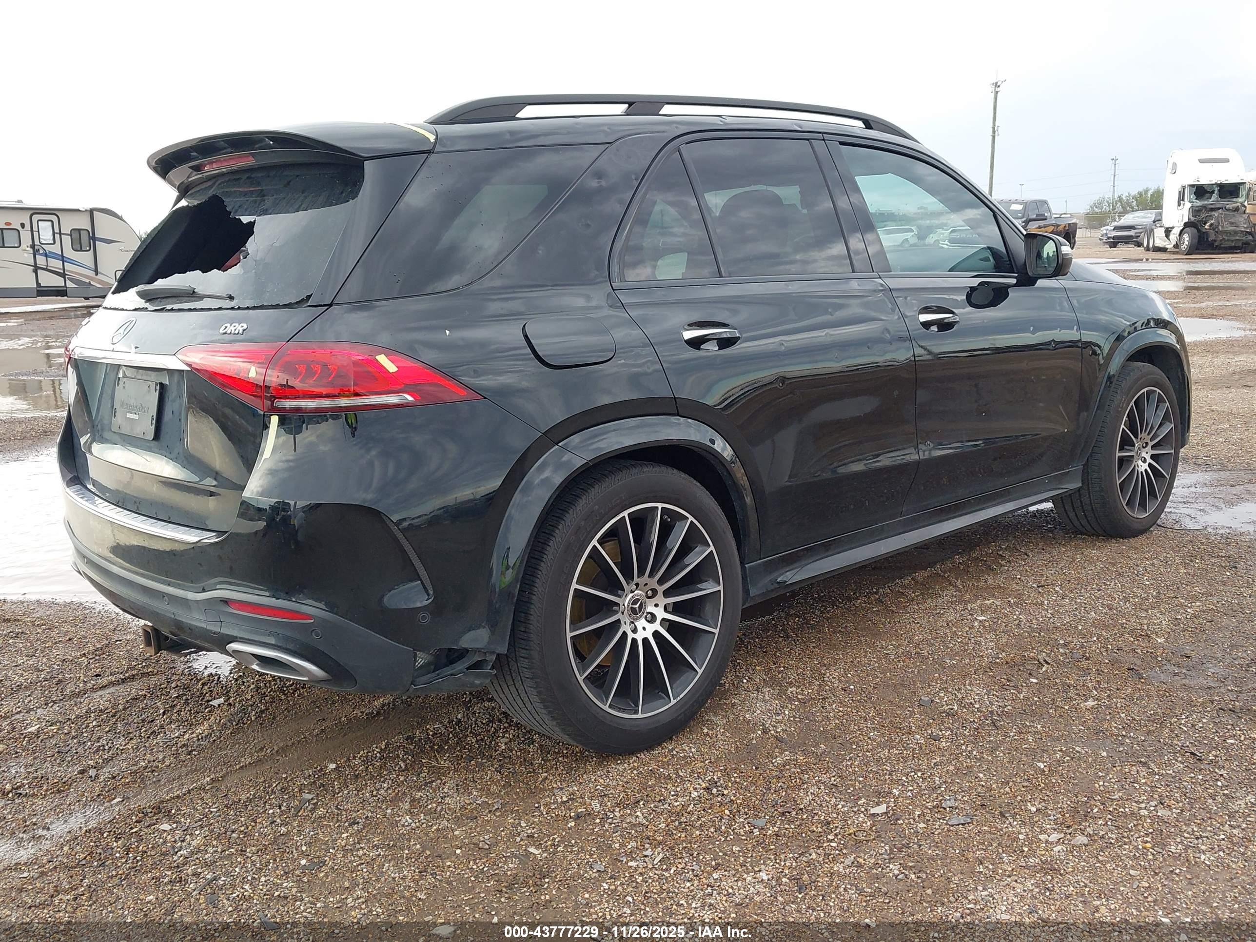 MERCEDES-BENZ GLE image 4