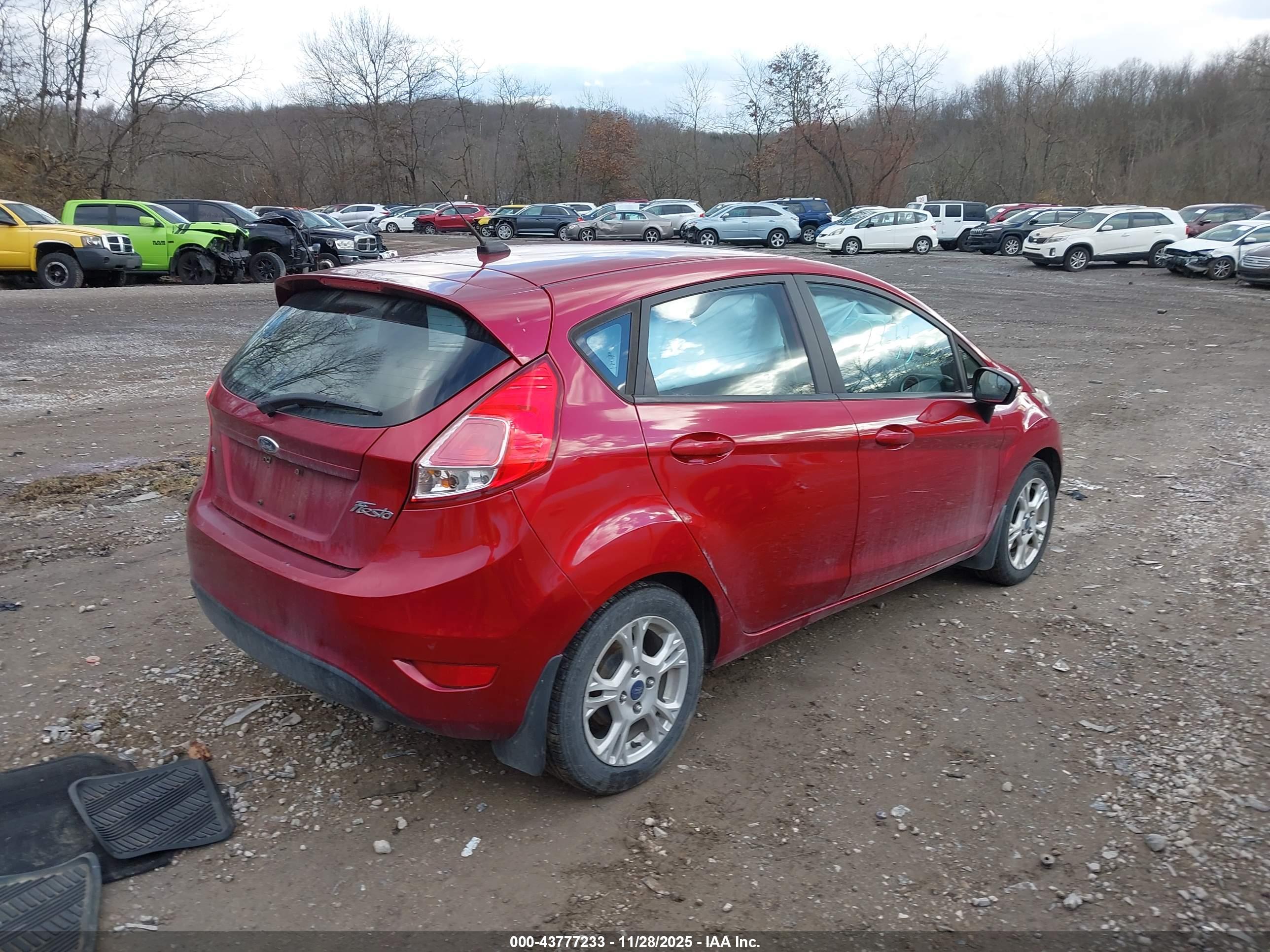 FORD FIESTA image 4