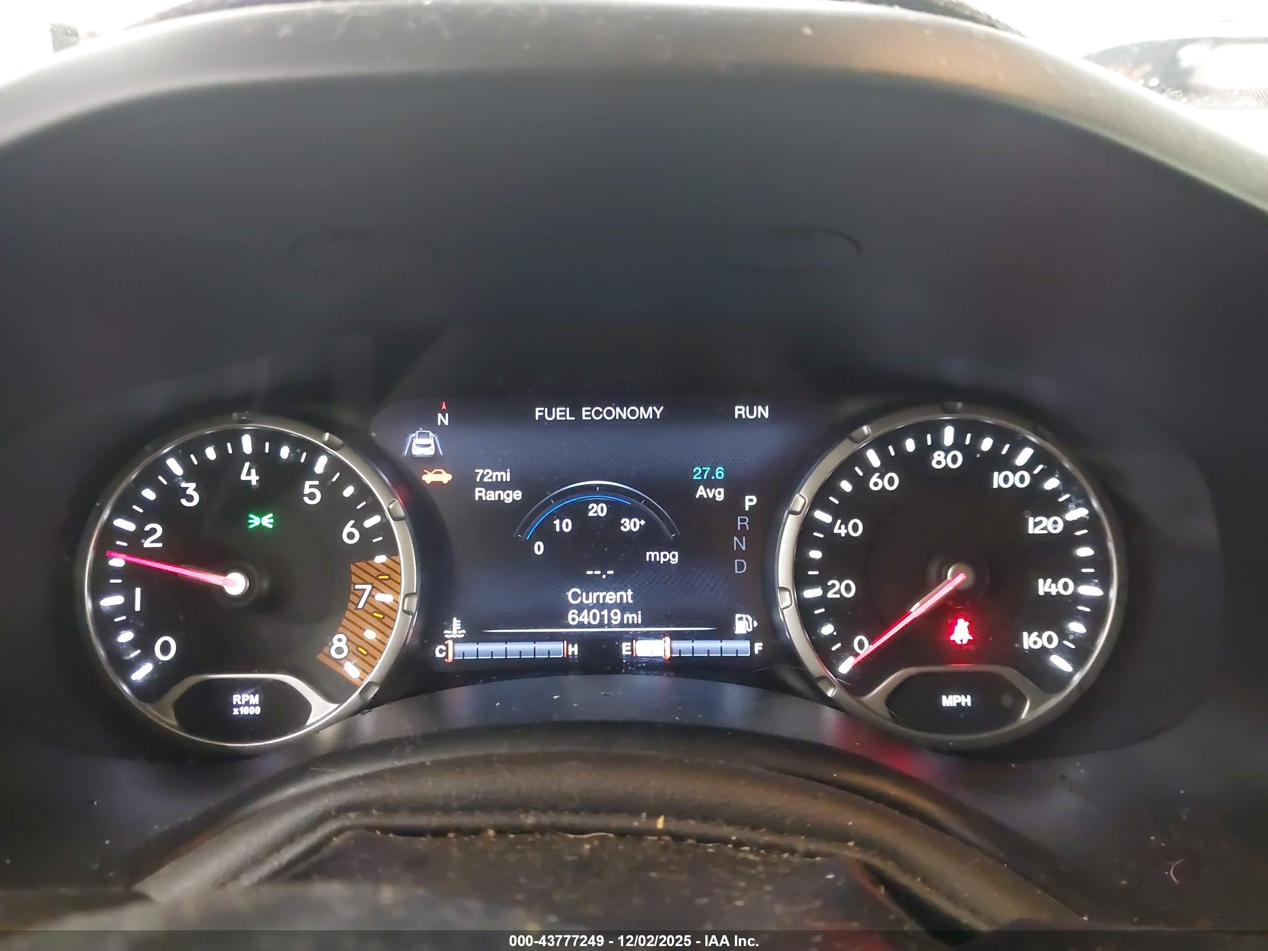 JEEP RENEGADE image 7