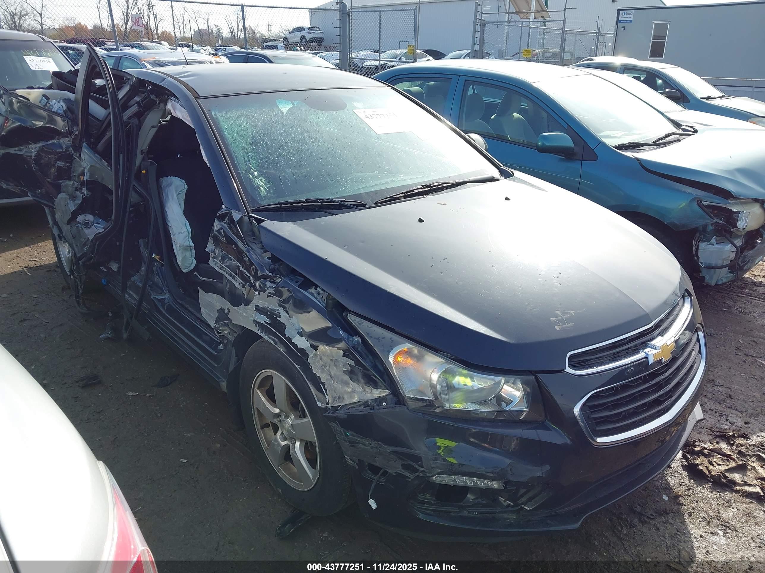 CHEVROLET CRUZE image 6