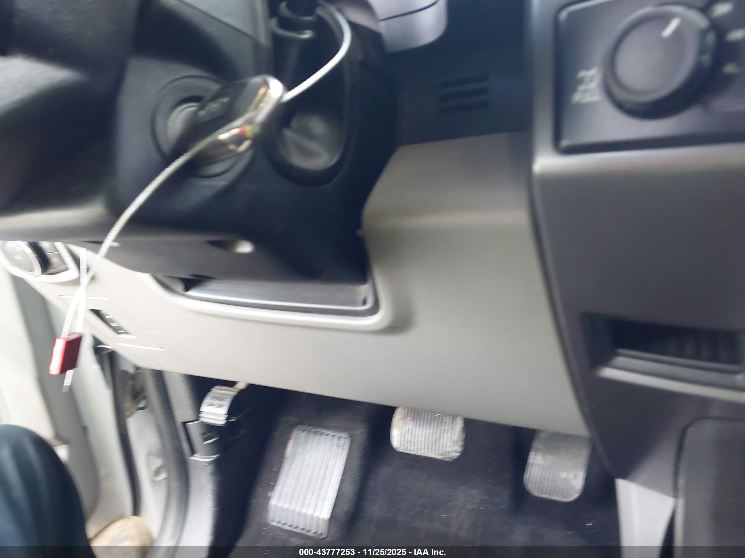 FORD F-150 image 11