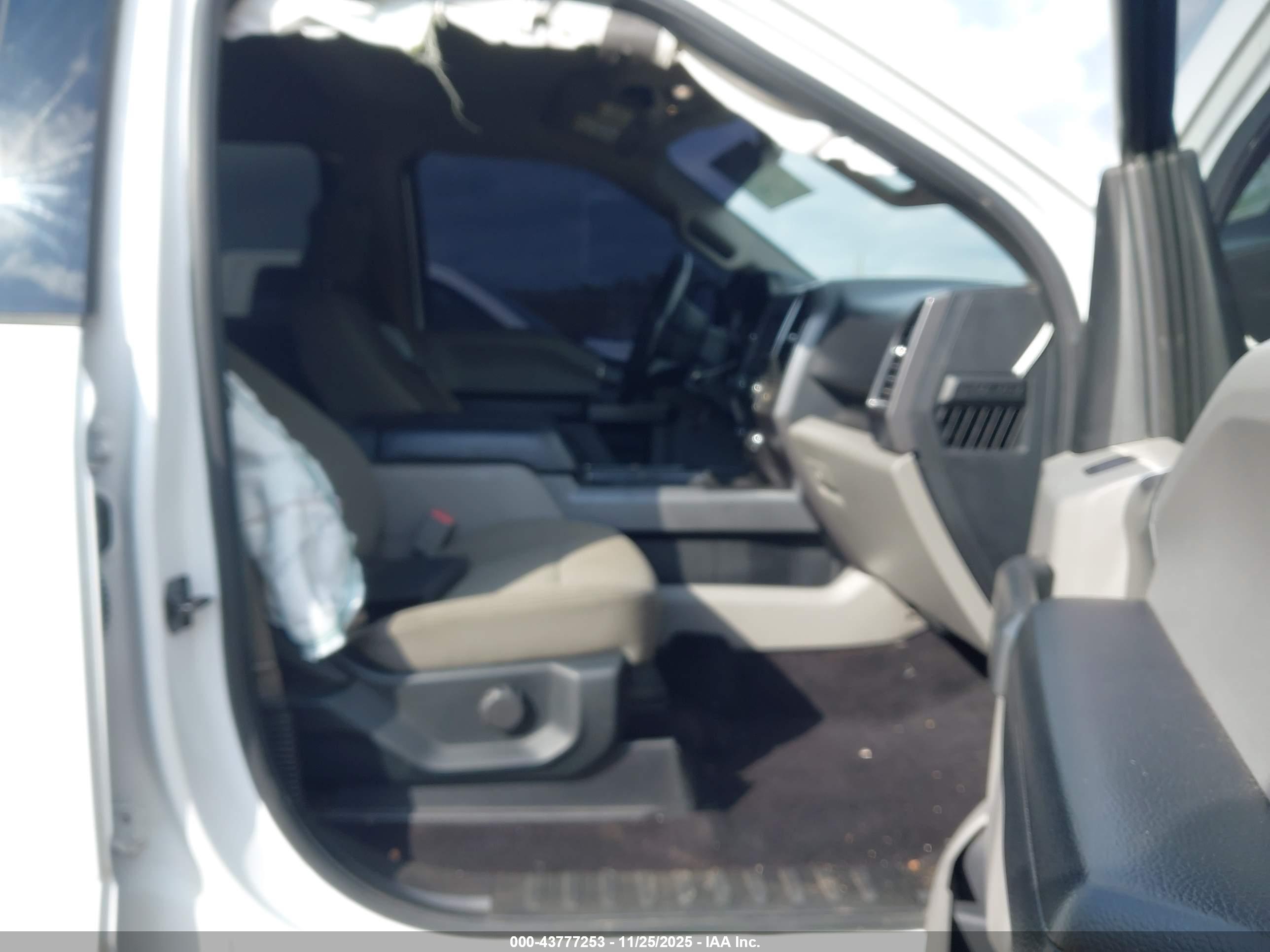 FORD F-150 image 5