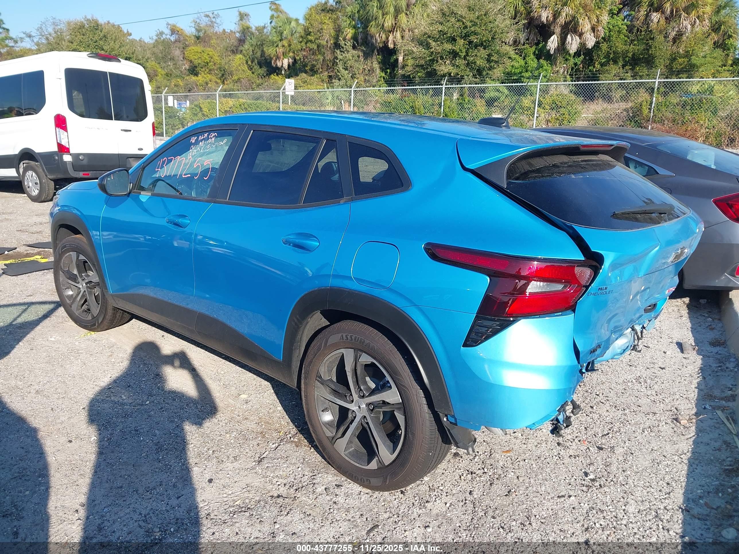 CHEVROLET TRAX image 3