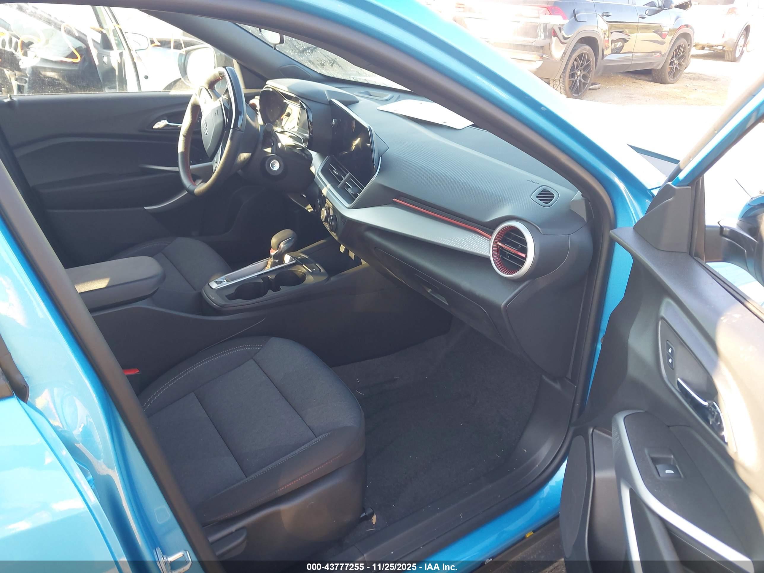 CHEVROLET TRAX image 5