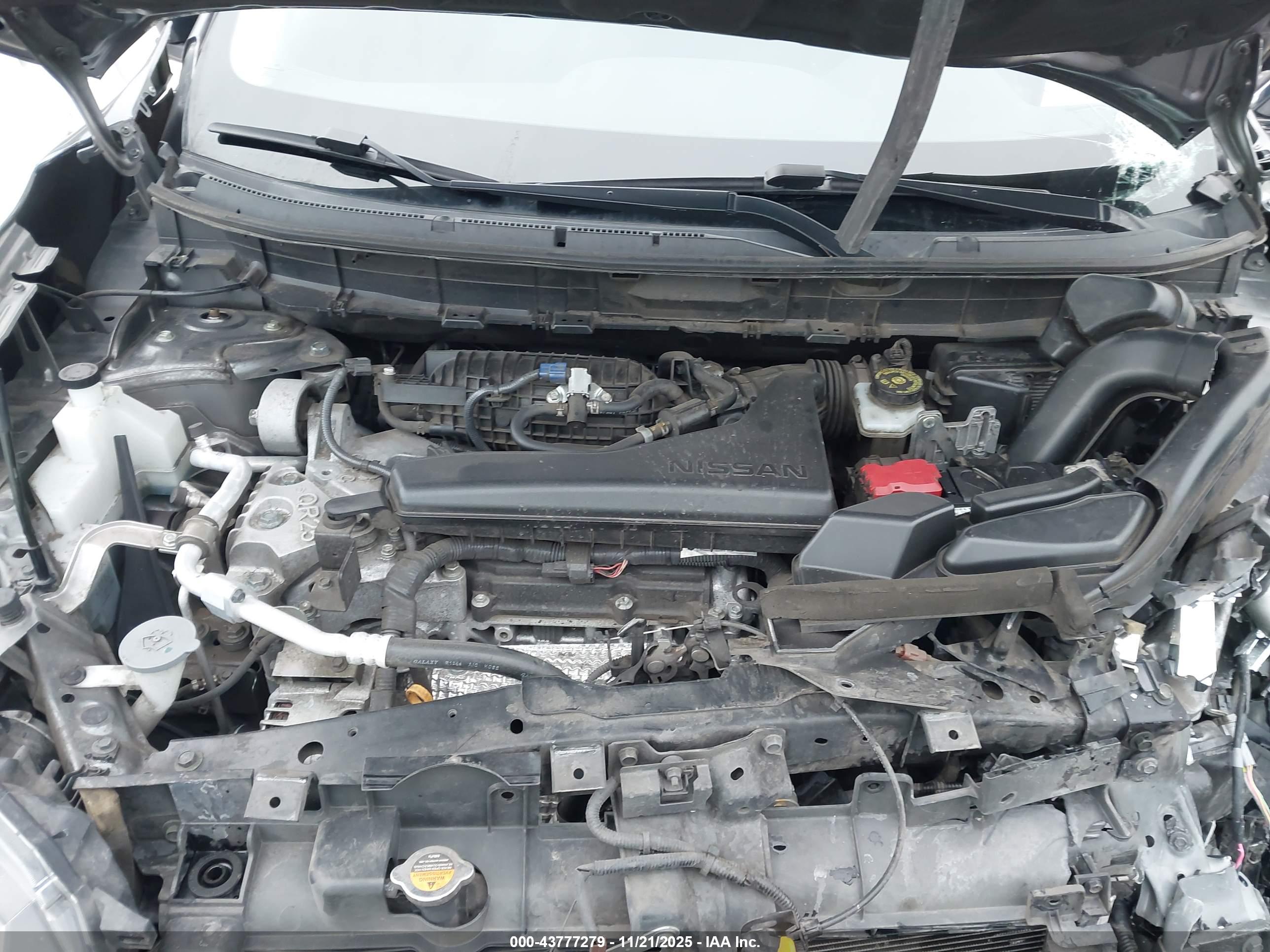 NISSAN ROGUE image 10