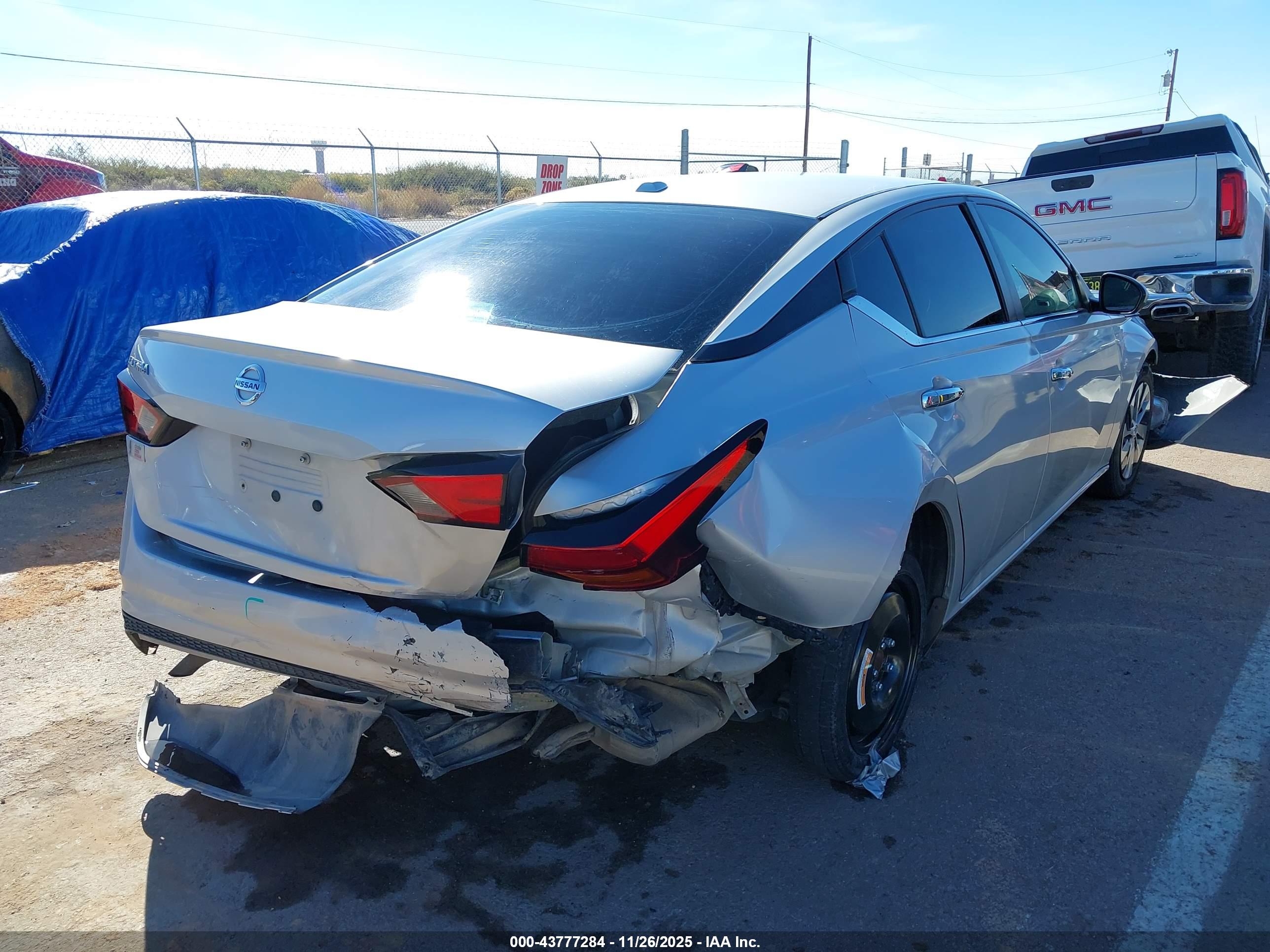 NISSAN ALTIMA image 4