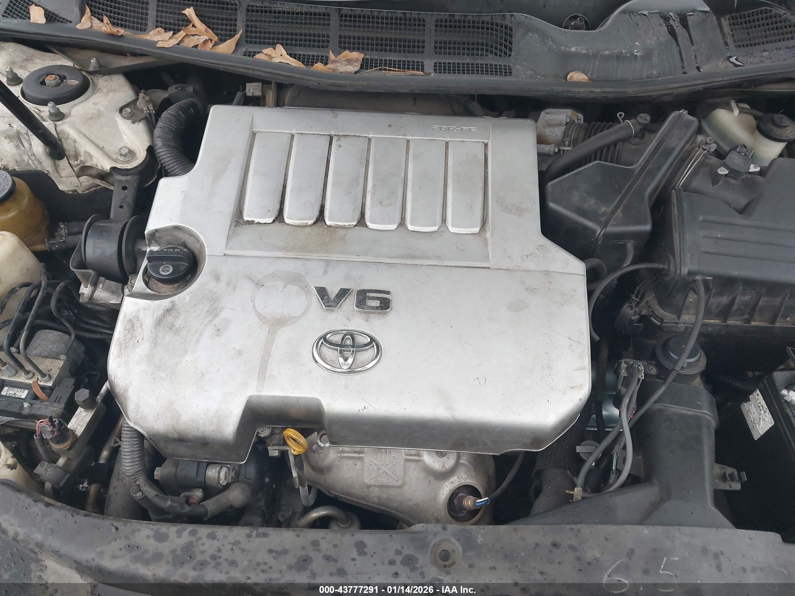 TOYOTA AVALON image 10